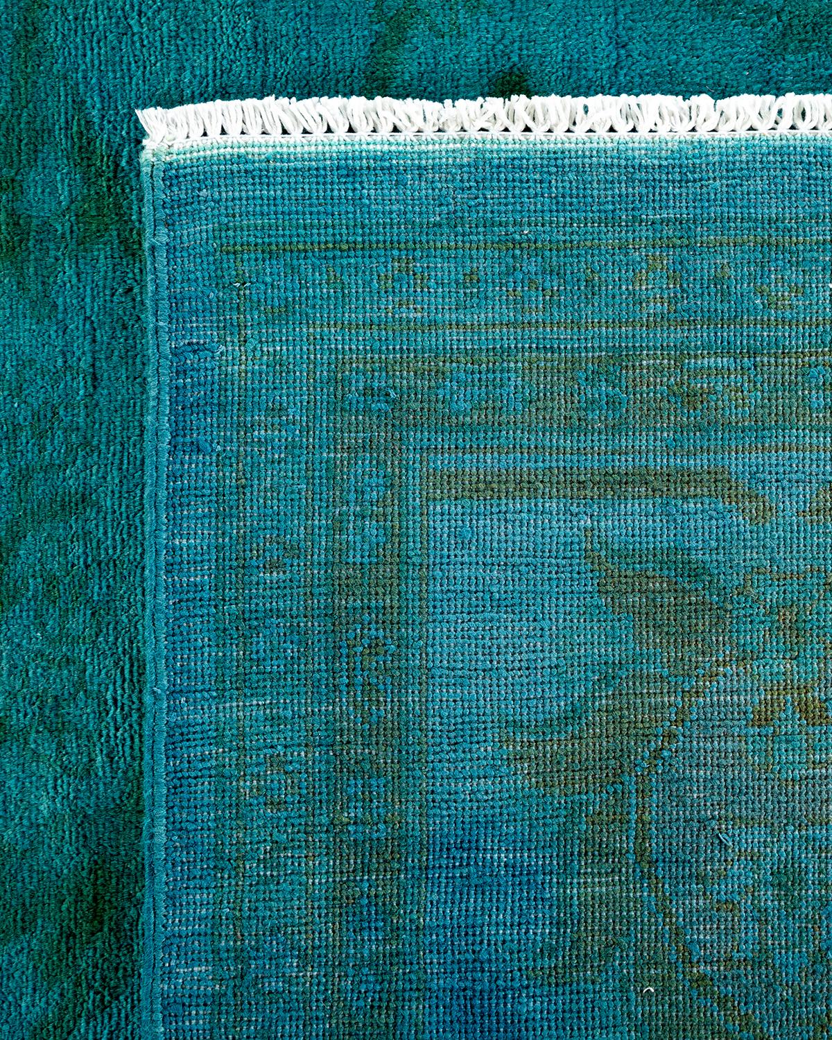 XXI secolo e contemporaneo Tappeto contemporaneo in lana sovratinta annodata a mano di colore blu in vendita