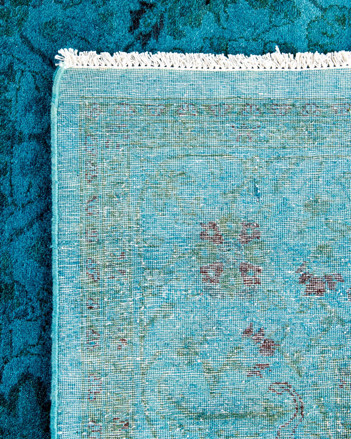 XXI secolo e contemporaneo Tappeto contemporaneo in lana sovratinta annodata a mano di colore blu in vendita