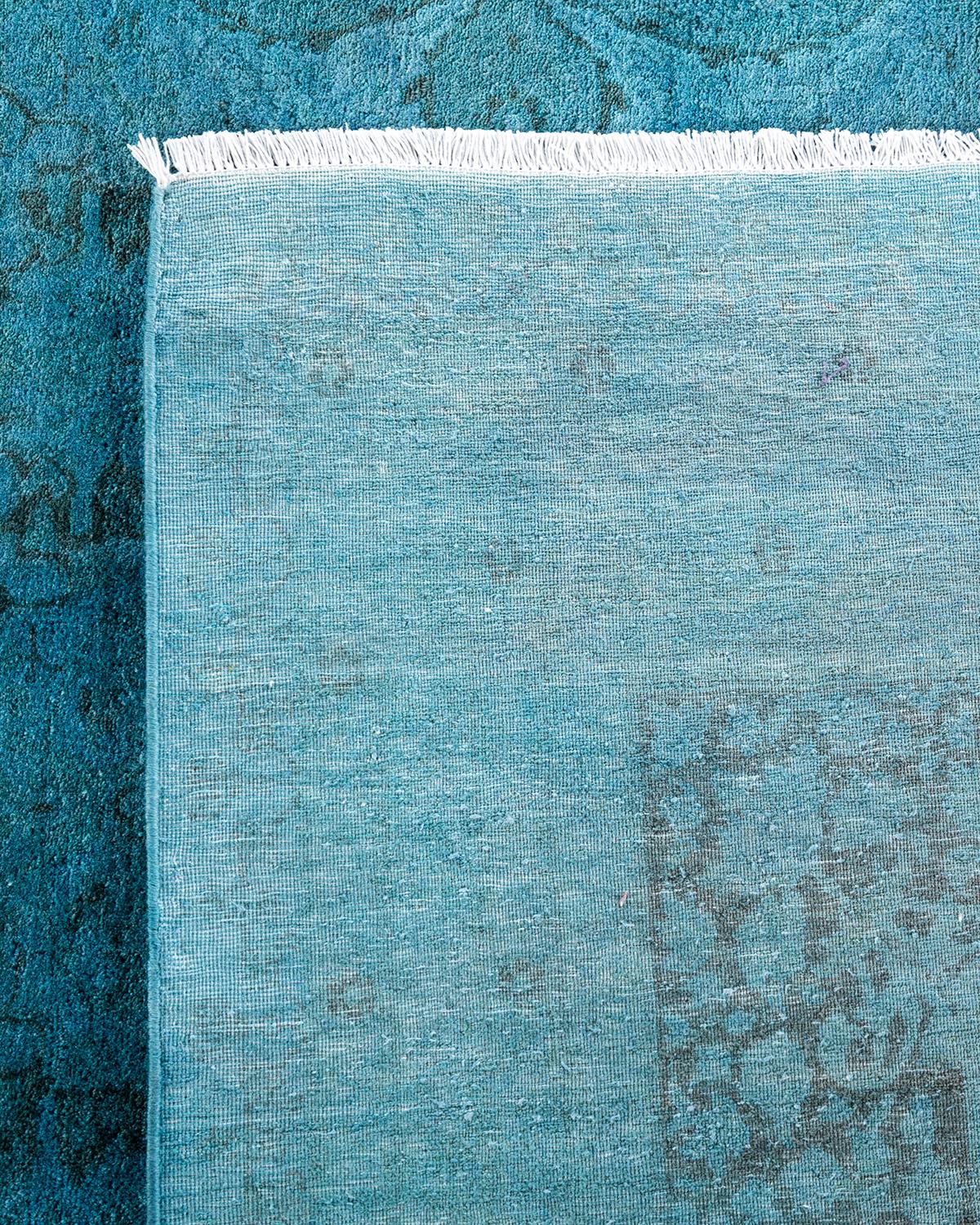 XXIe siècle et contemporain Tapis de sol contemporain en laine surteinte nouée à la main, bleu en vente