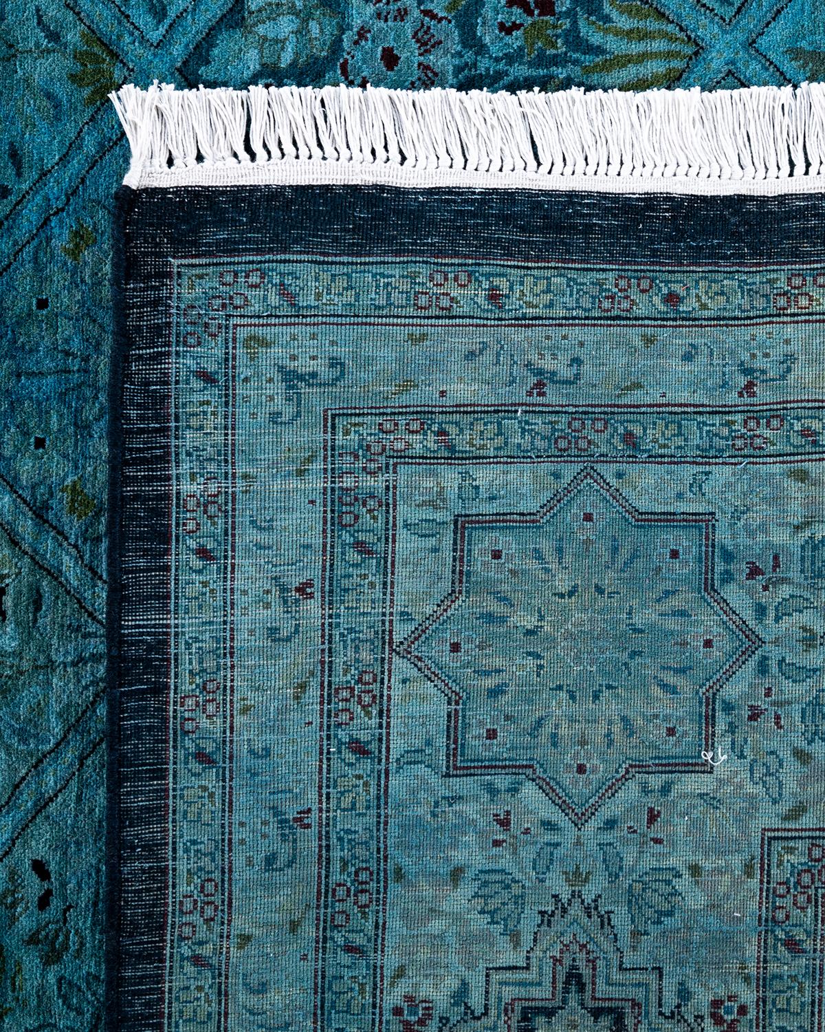 Contemporary Overdyed Hand Knotted Wool Blue Area Rug (21. Jahrhundert und zeitgenössisch) im Angebot