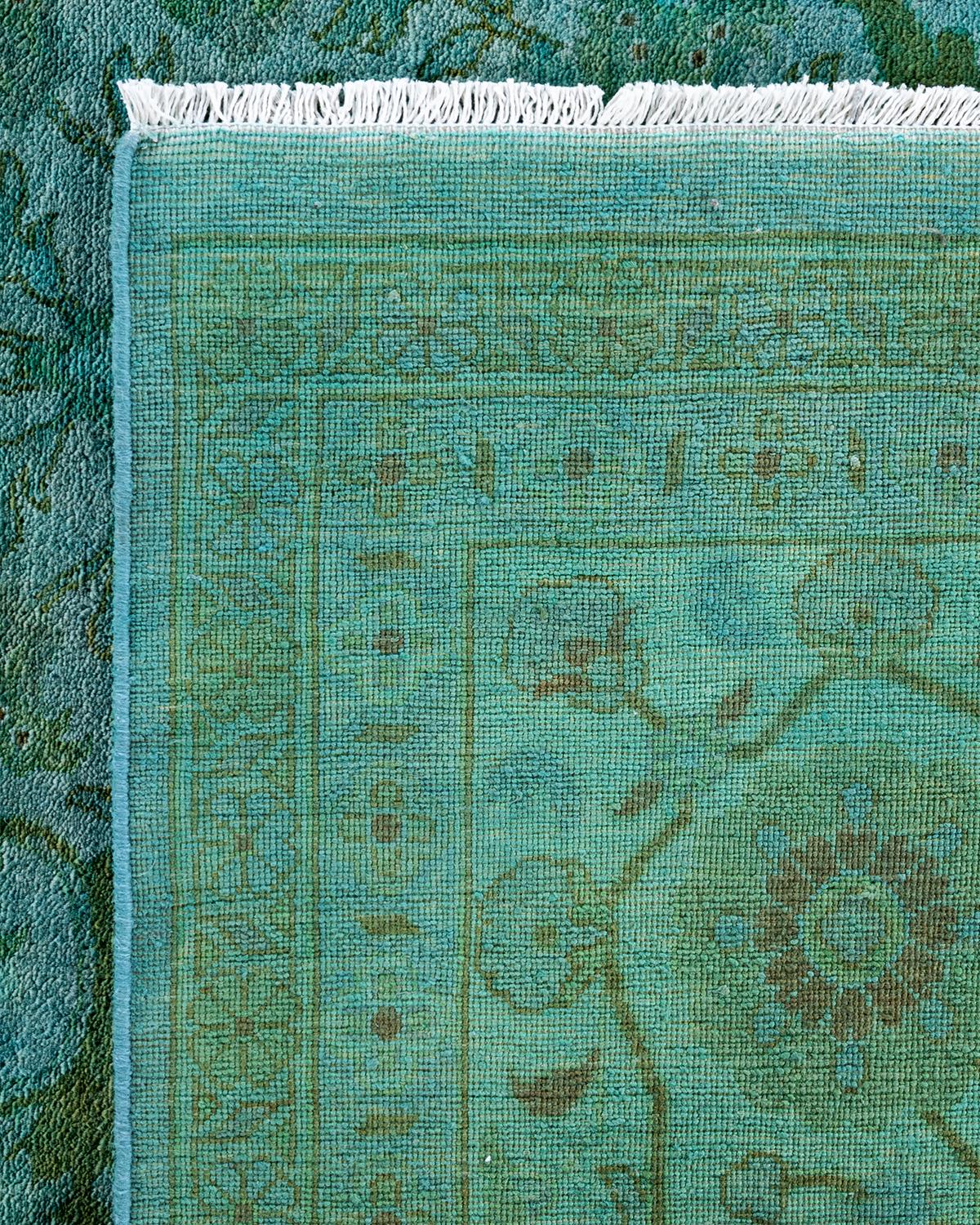 XXI secolo e contemporaneo Tappeto contemporaneo in lana sovratinta annodata a mano di colore blu in vendita
