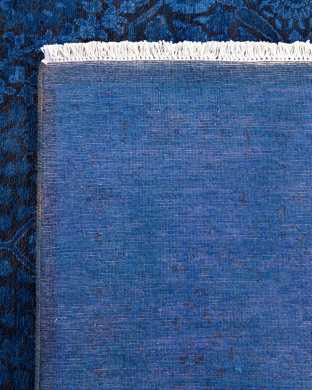 Contemporary Overdyed Hand Knotted Wool Blue Area Rug (21. Jahrhundert und zeitgenössisch) im Angebot