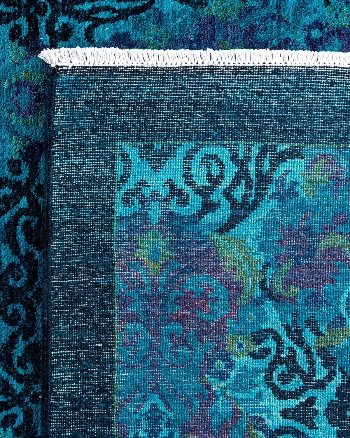 XXIe siècle et contemporain Tapis de sol contemporain en laine surteinte nouée à la main, bleu en vente