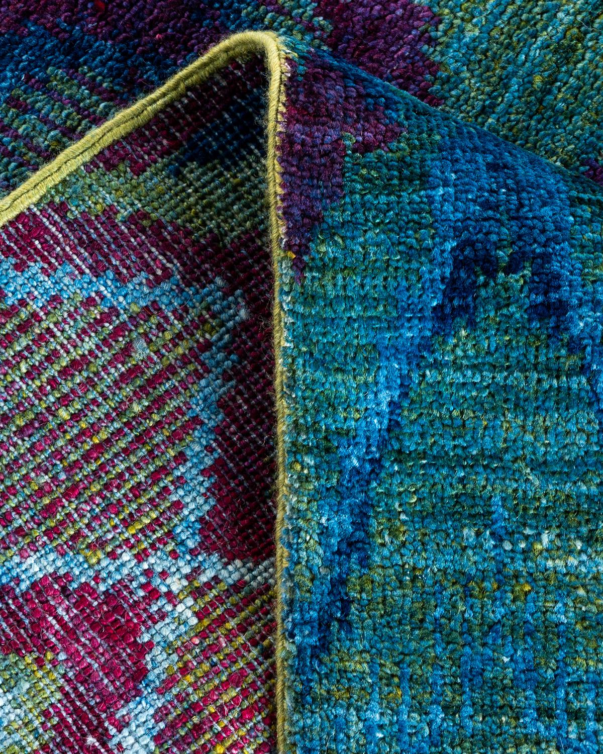 Lana Tappeto contemporaneo in lana sovratinta annodata a mano di colore blu in vendita
