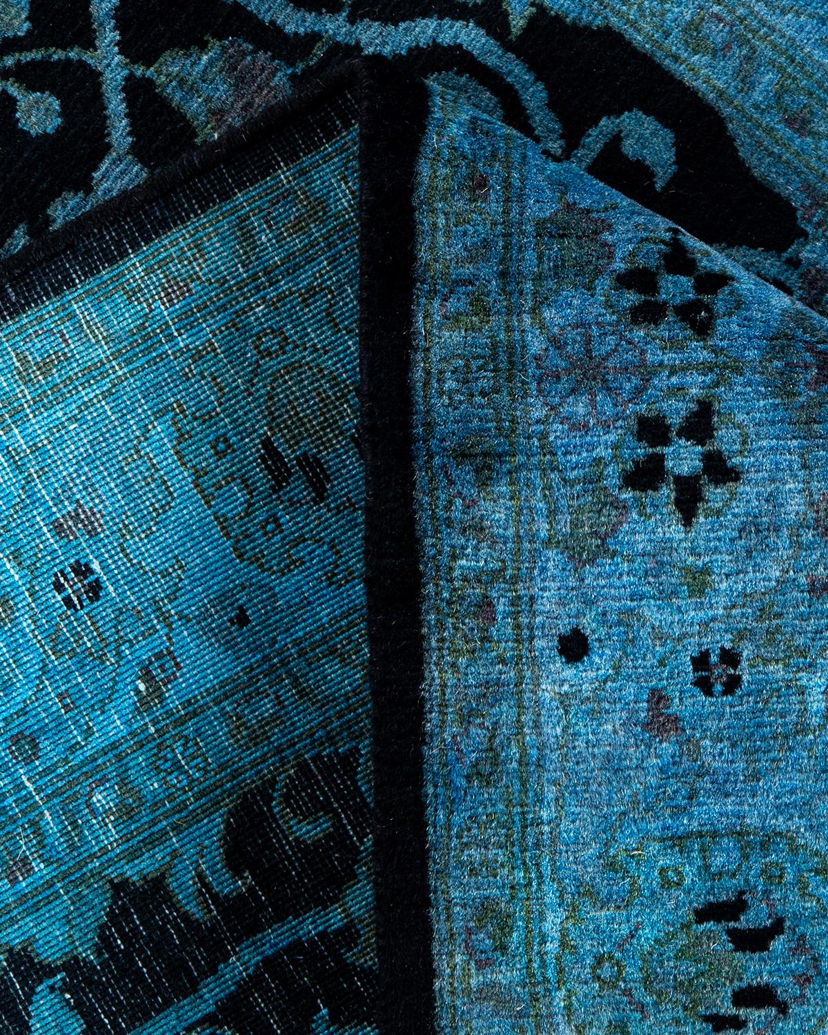 Contemporary Overdyed Hand Knotted Wool Blue Area Rug (Wolle) im Angebot