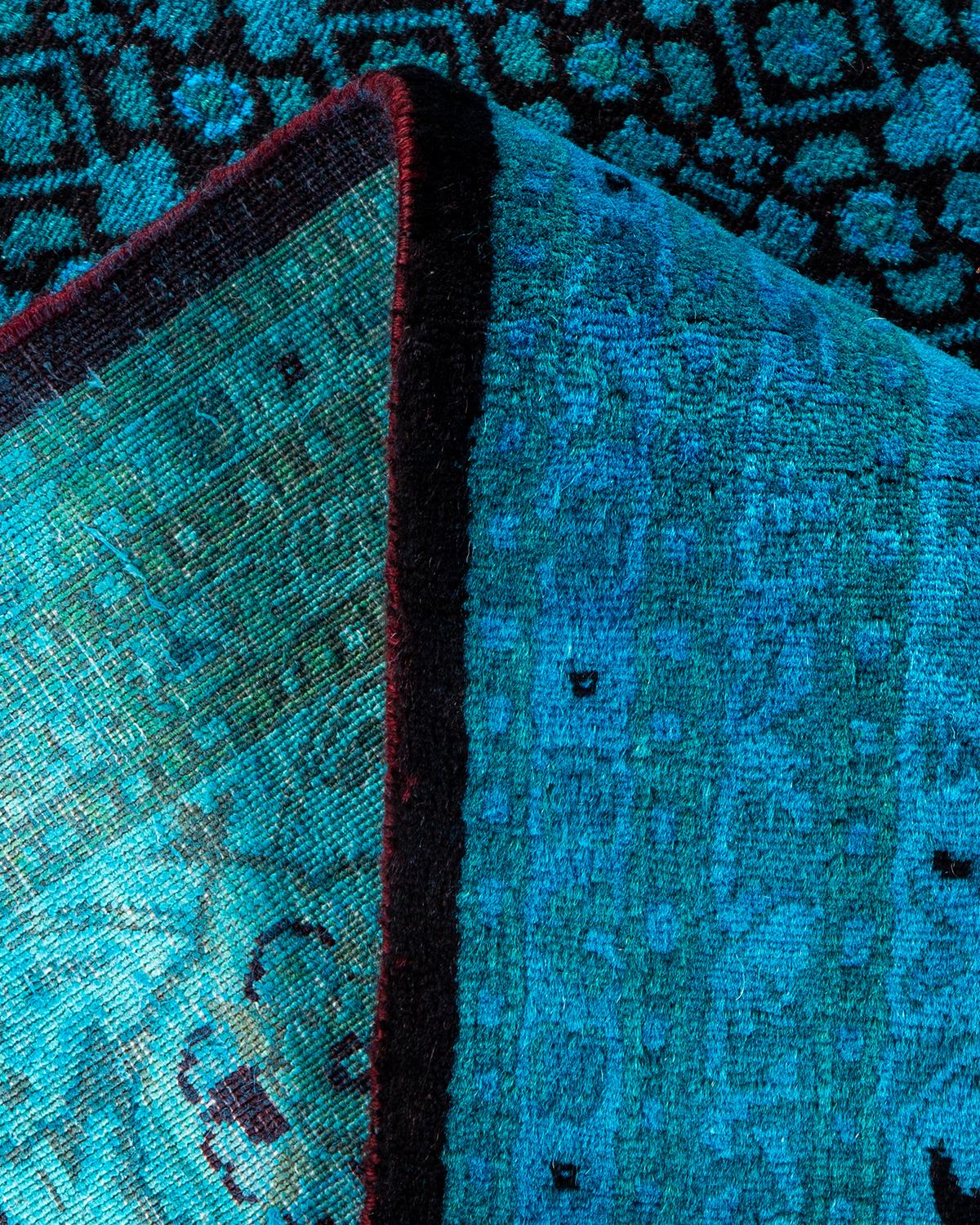 Contemporary Overdyed Hand Knotted Wool Blue Area Rug (Wolle) im Angebot