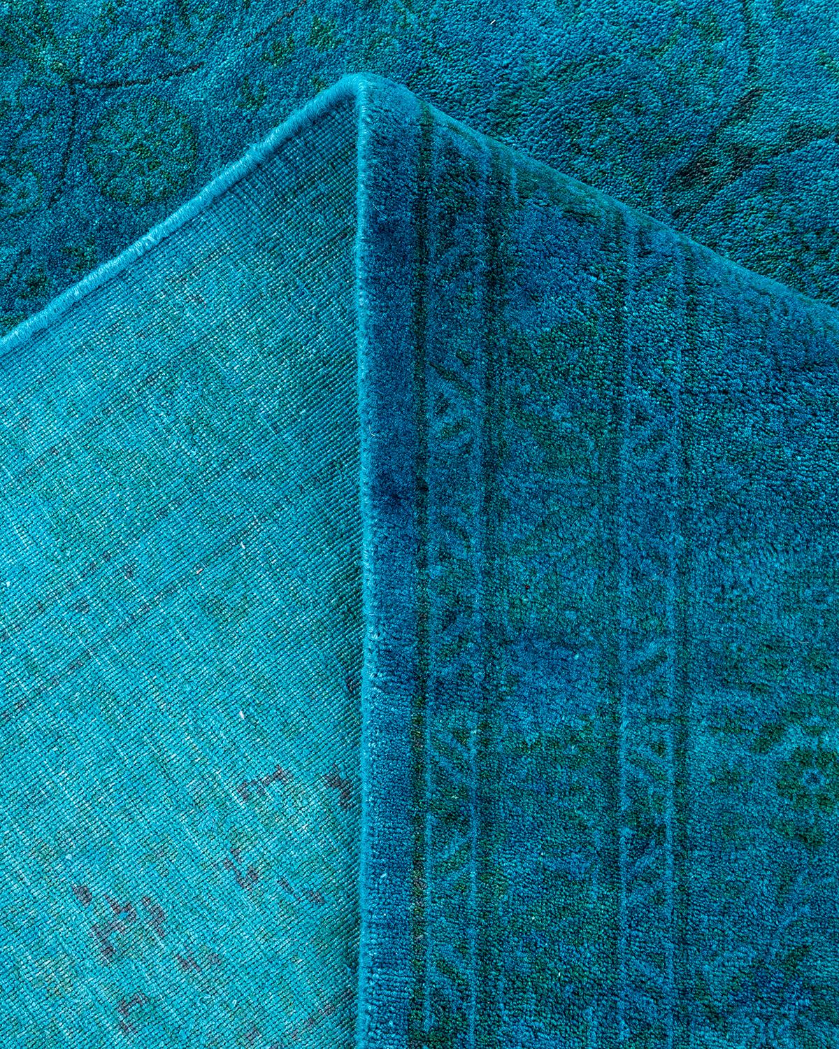 Lana Tappeto contemporaneo in lana sovratinta annodata a mano di colore blu in vendita
