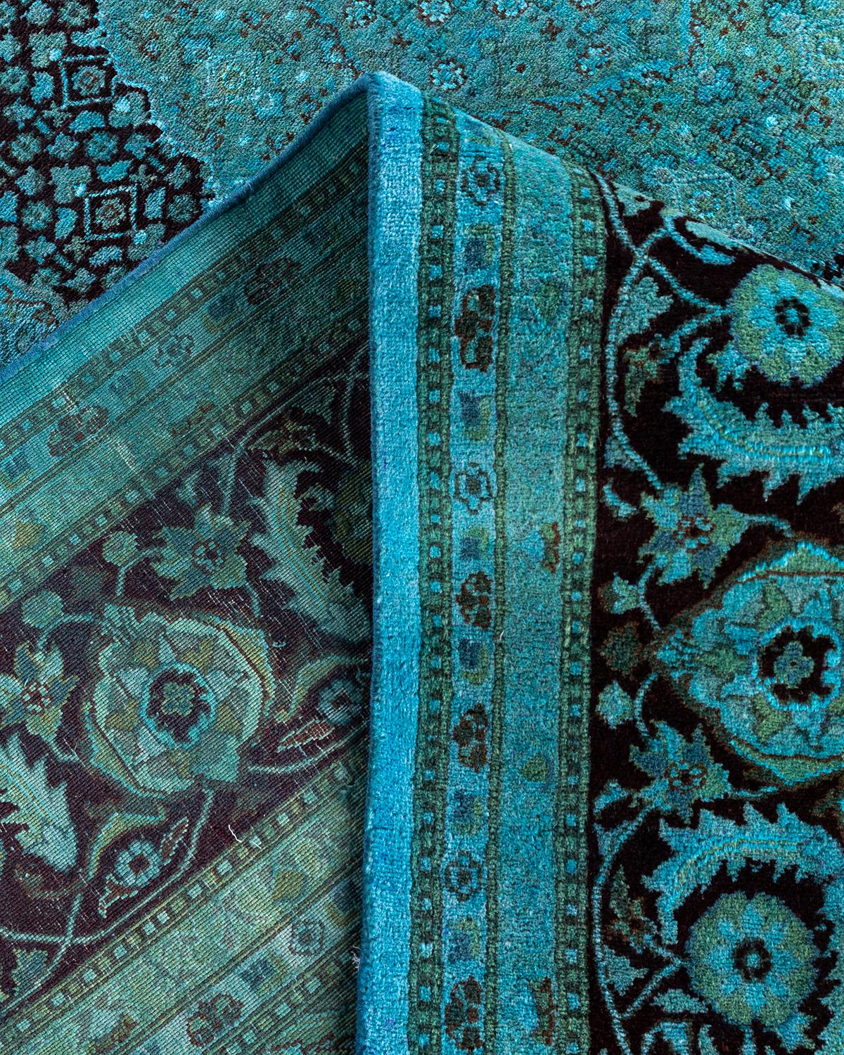 Contemporary Overdyed Hand Knotted Wool Blue Area Rug (Wolle) im Angebot