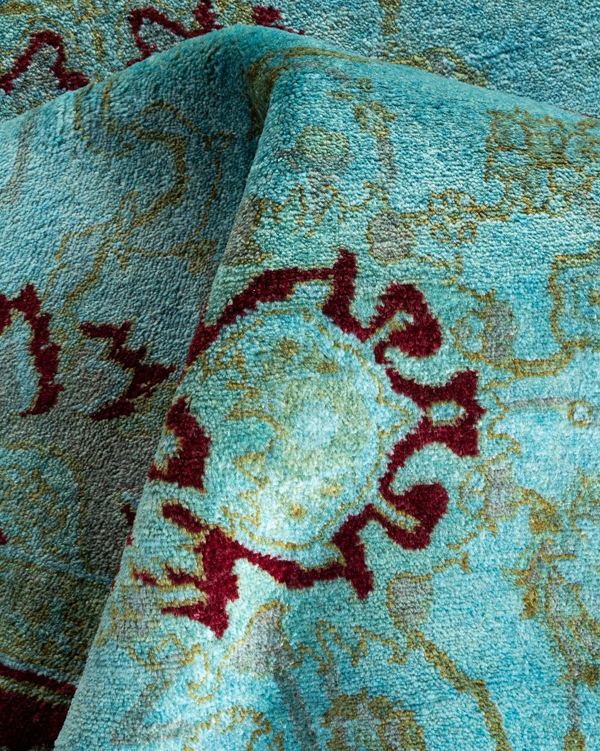 Alfombra de lana teñida a mano contemporánea azul en venta 1