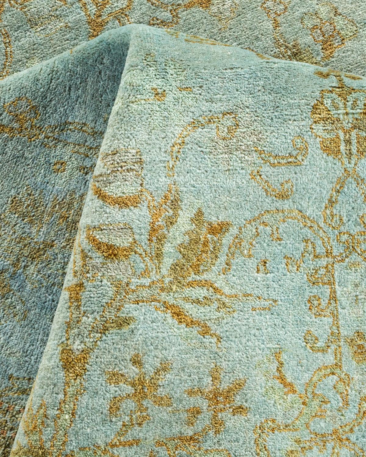 Tappeto contemporaneo in lana sovratinta annodata a mano di colore blu in vendita 1
