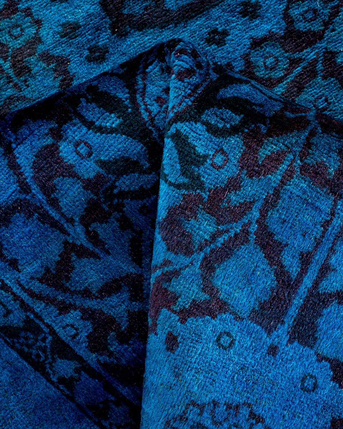 Contemporary Overdyed Hand Knotted Wool Blue Area Rug im Angebot 1