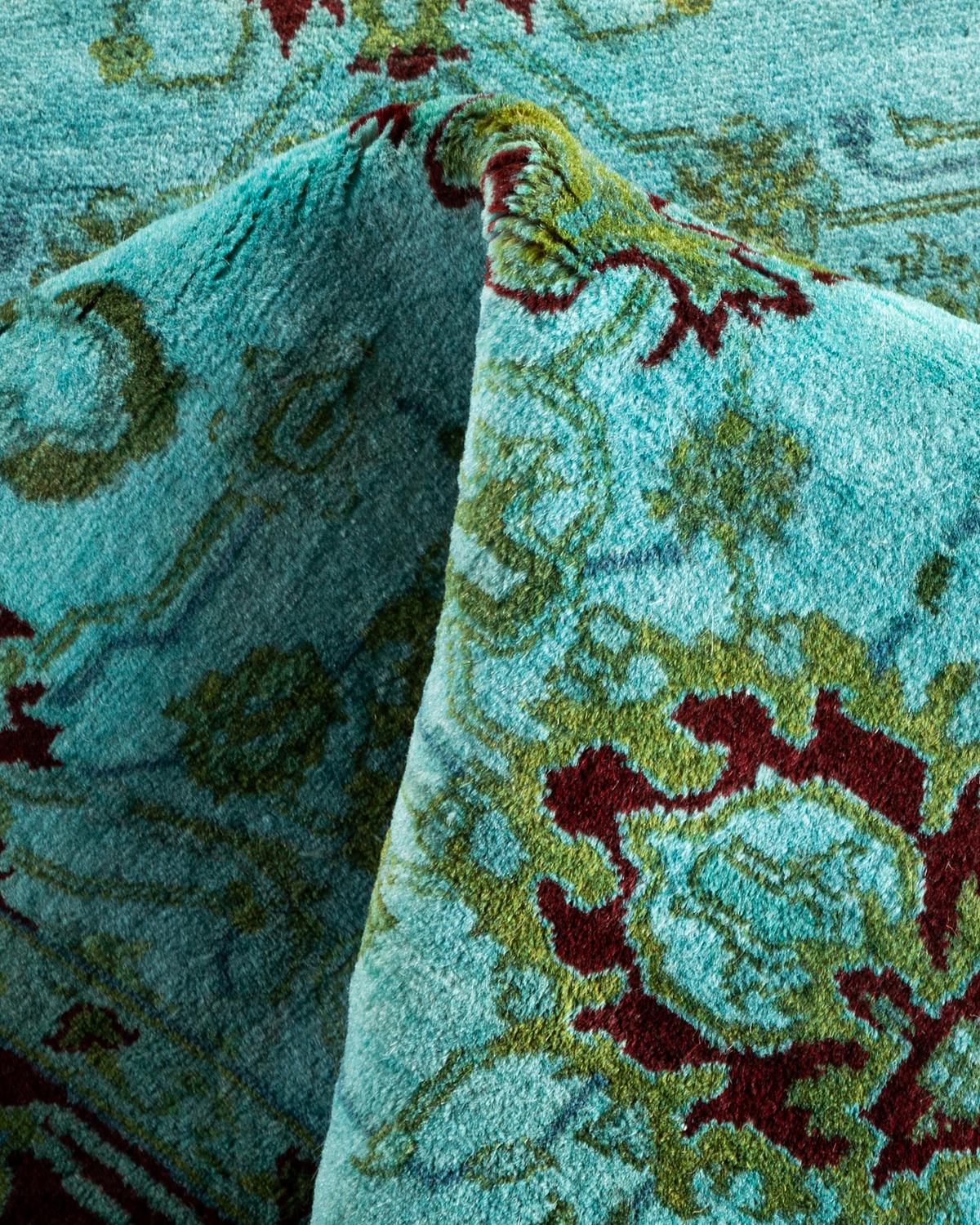 Alfombra de lana teñida a mano contemporánea azul en venta 1