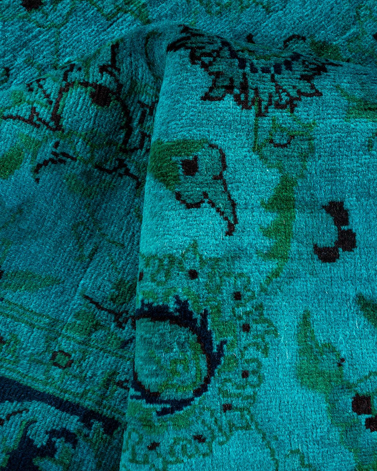 Alfombra de lana teñida a mano contemporánea azul en venta 1