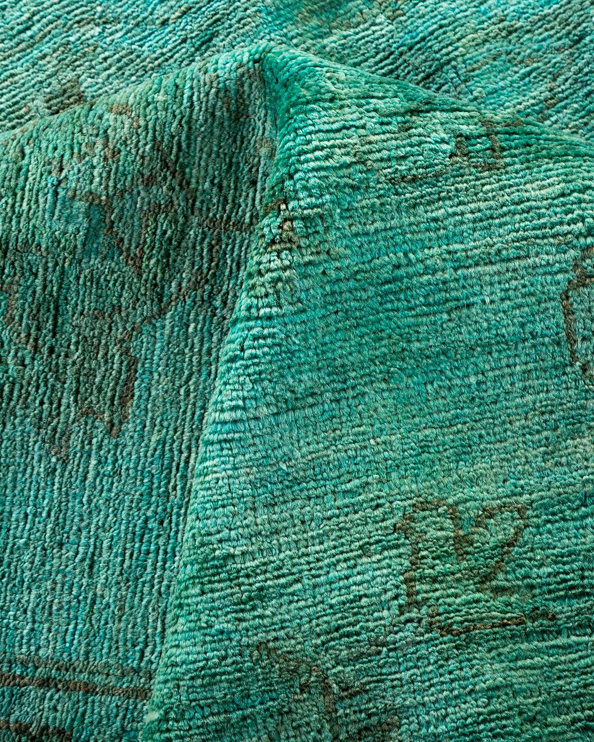 Tapis de sol contemporain en laine surteinte nouée à la main, bleu en vente 1