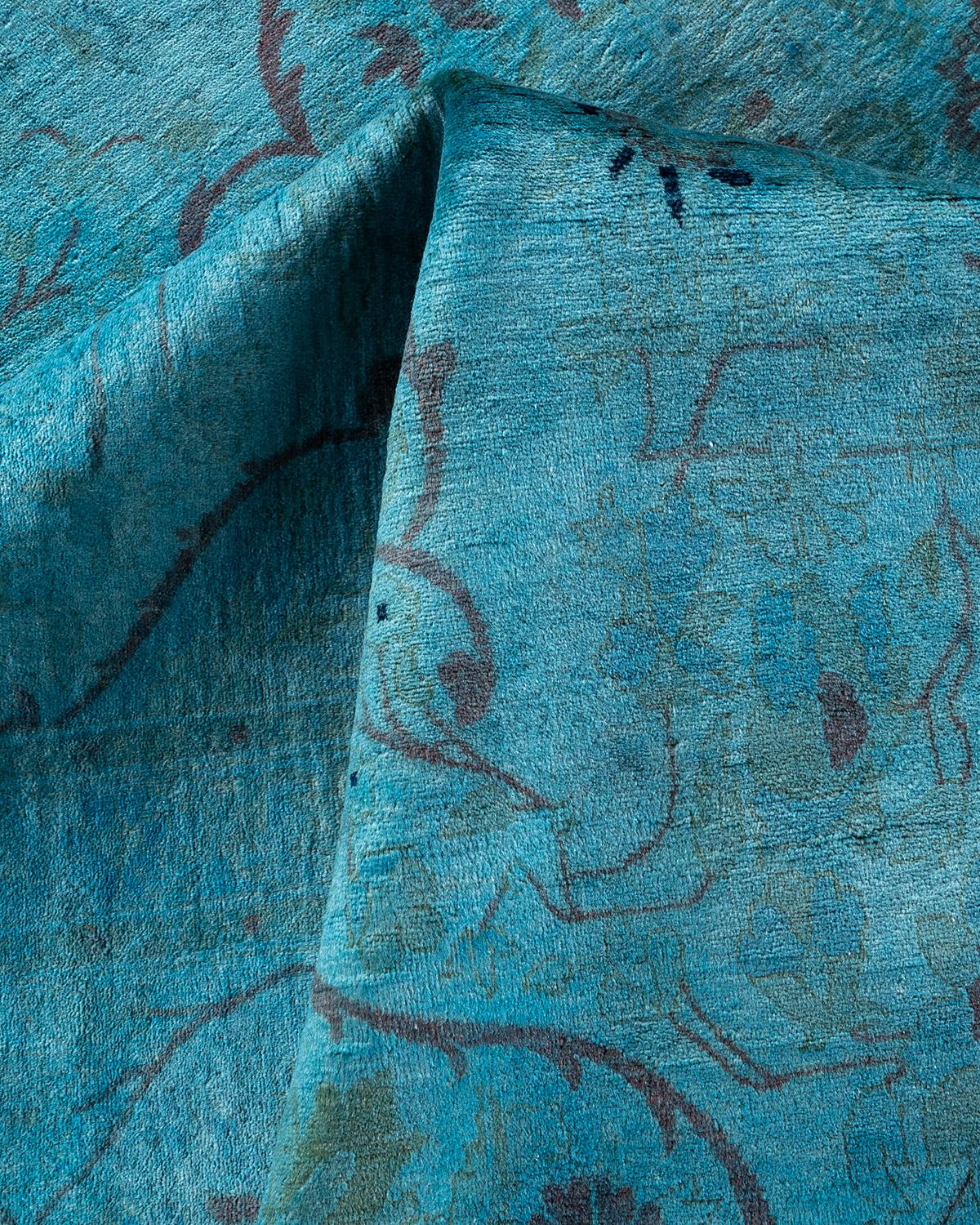 Tapis de sol contemporain en laine surteinte nouée à la main, bleu en vente 1