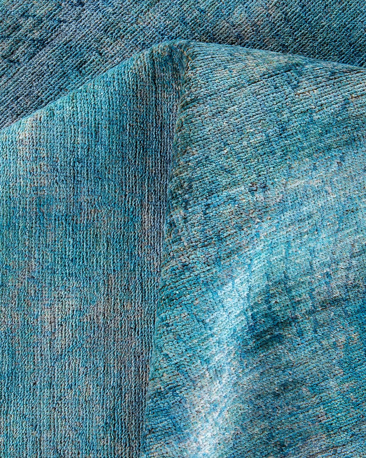 Tapis de sol contemporain en laine surteinte nouée à la main, bleu en vente 1
