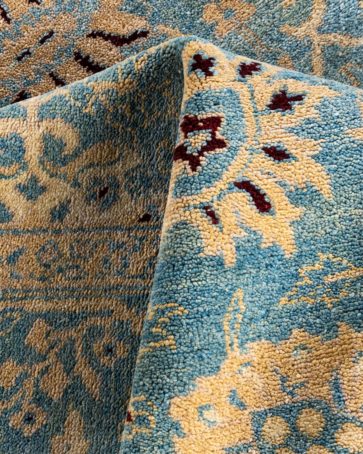 Tappeto contemporaneo in lana sovratinta annodata a mano di colore blu in vendita 1