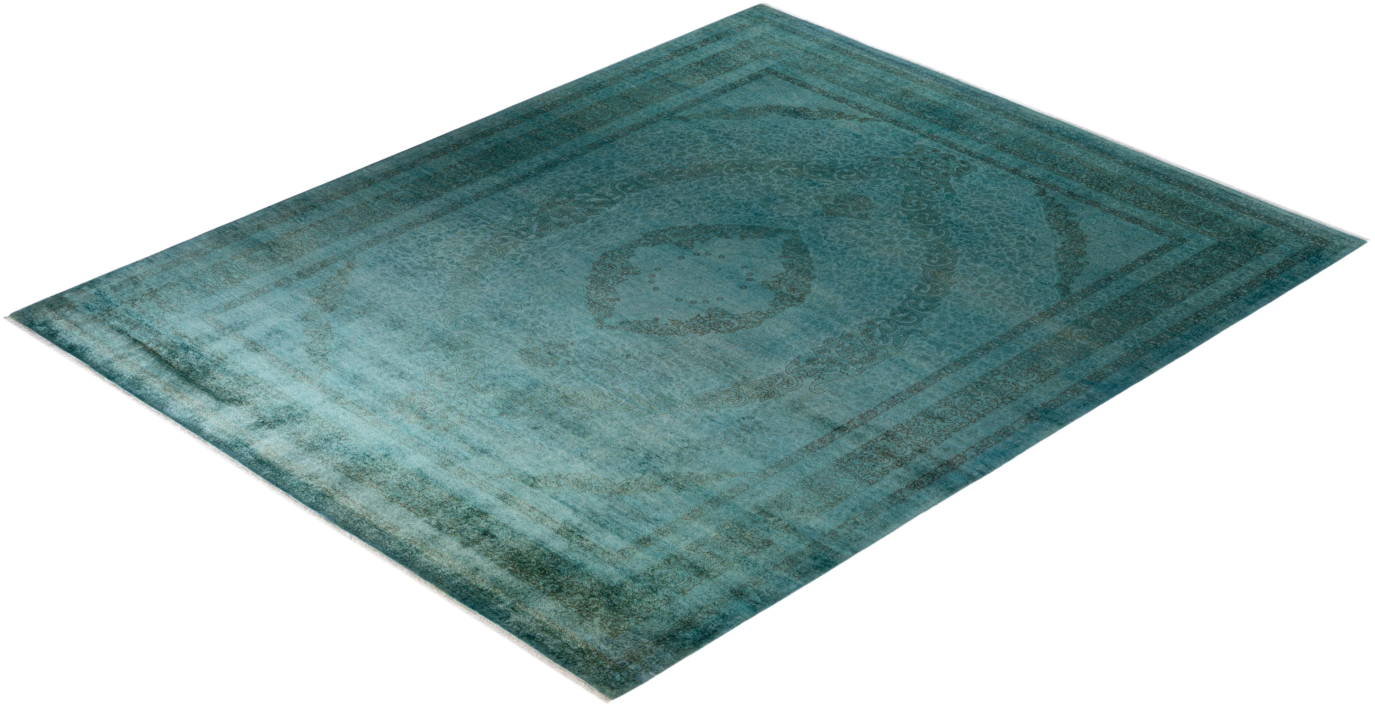 Contemporary Overdyed Hand Knotted Wool Blue Area Rug im Angebot 2