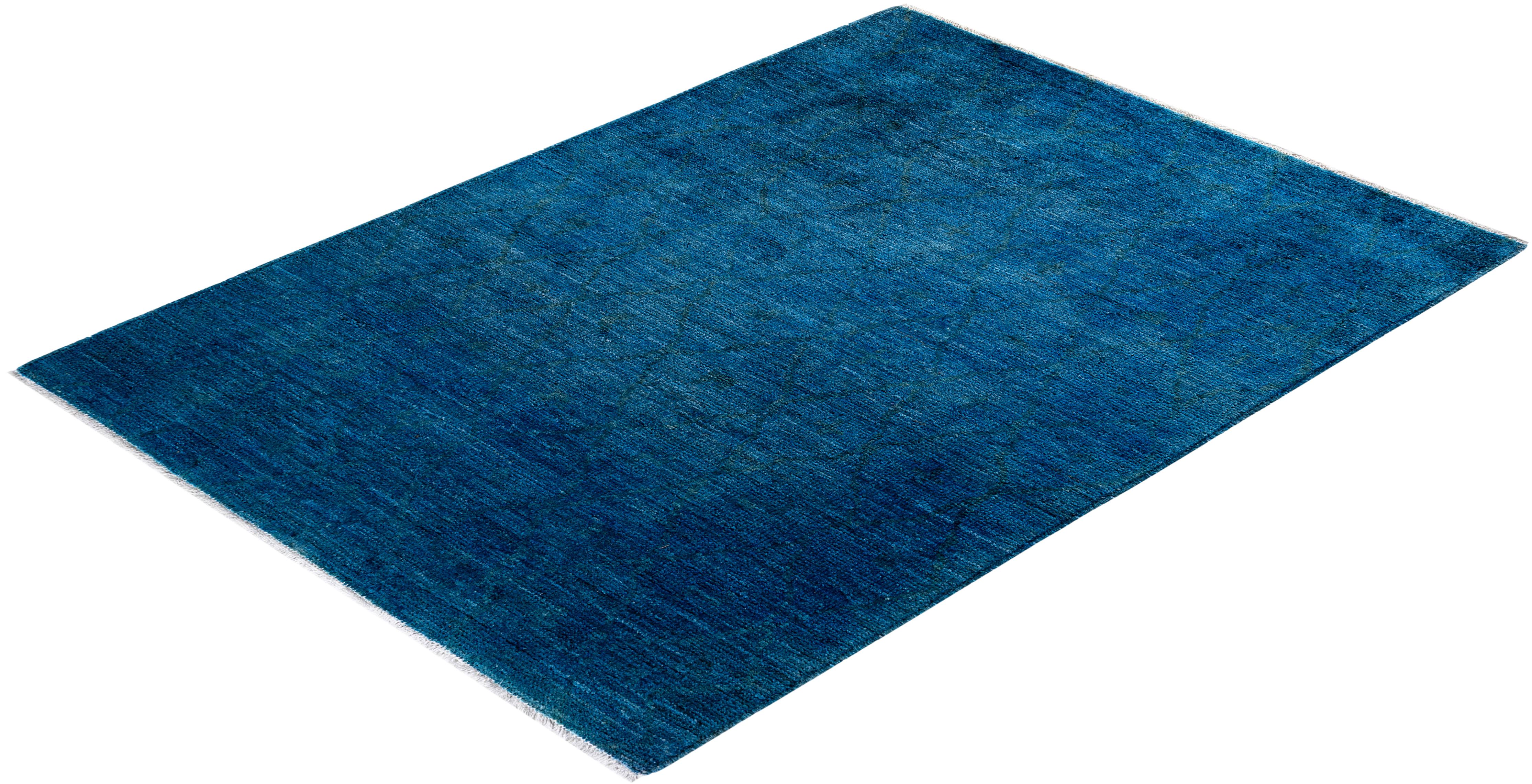 Tappeto contemporaneo in lana sovratinta annodata a mano di colore blu in vendita 2