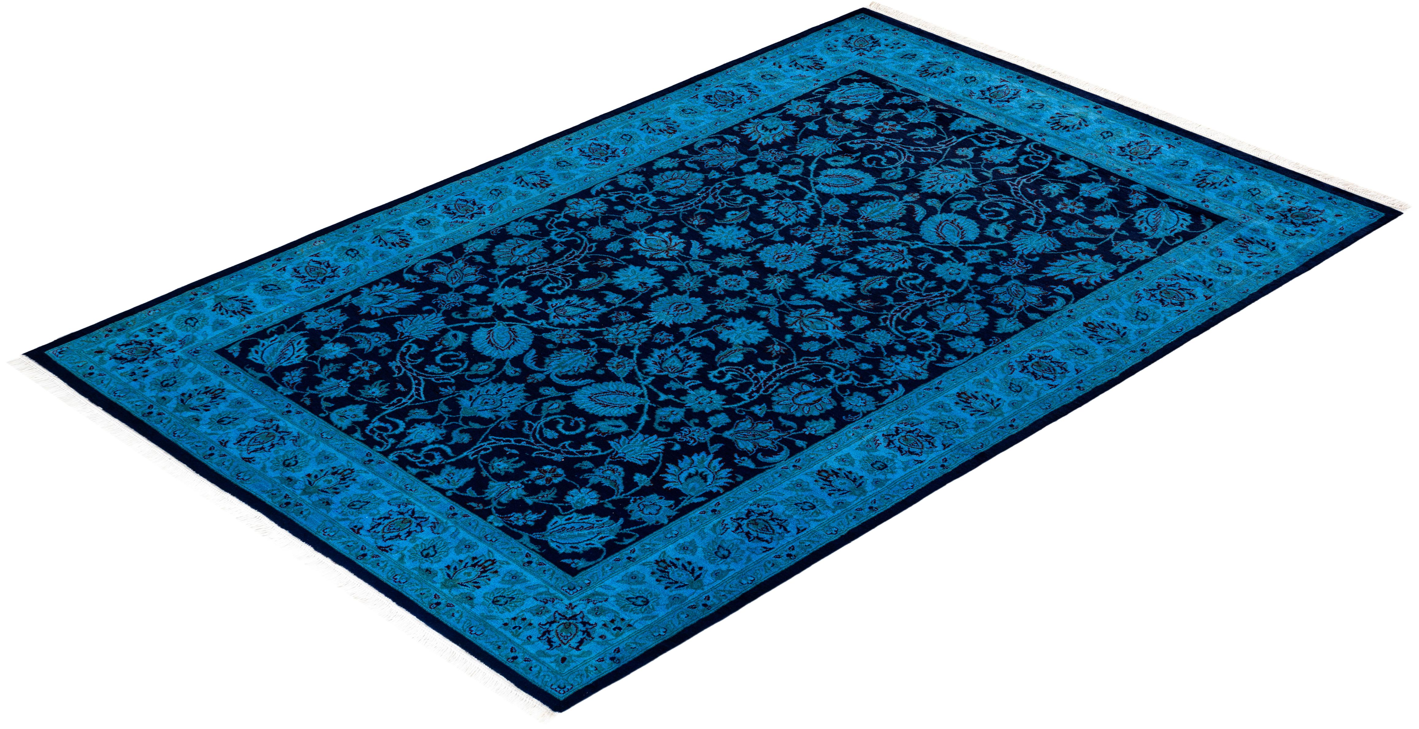 Tappeto contemporaneo in lana sovratinta annodata a mano di colore blu in vendita 2