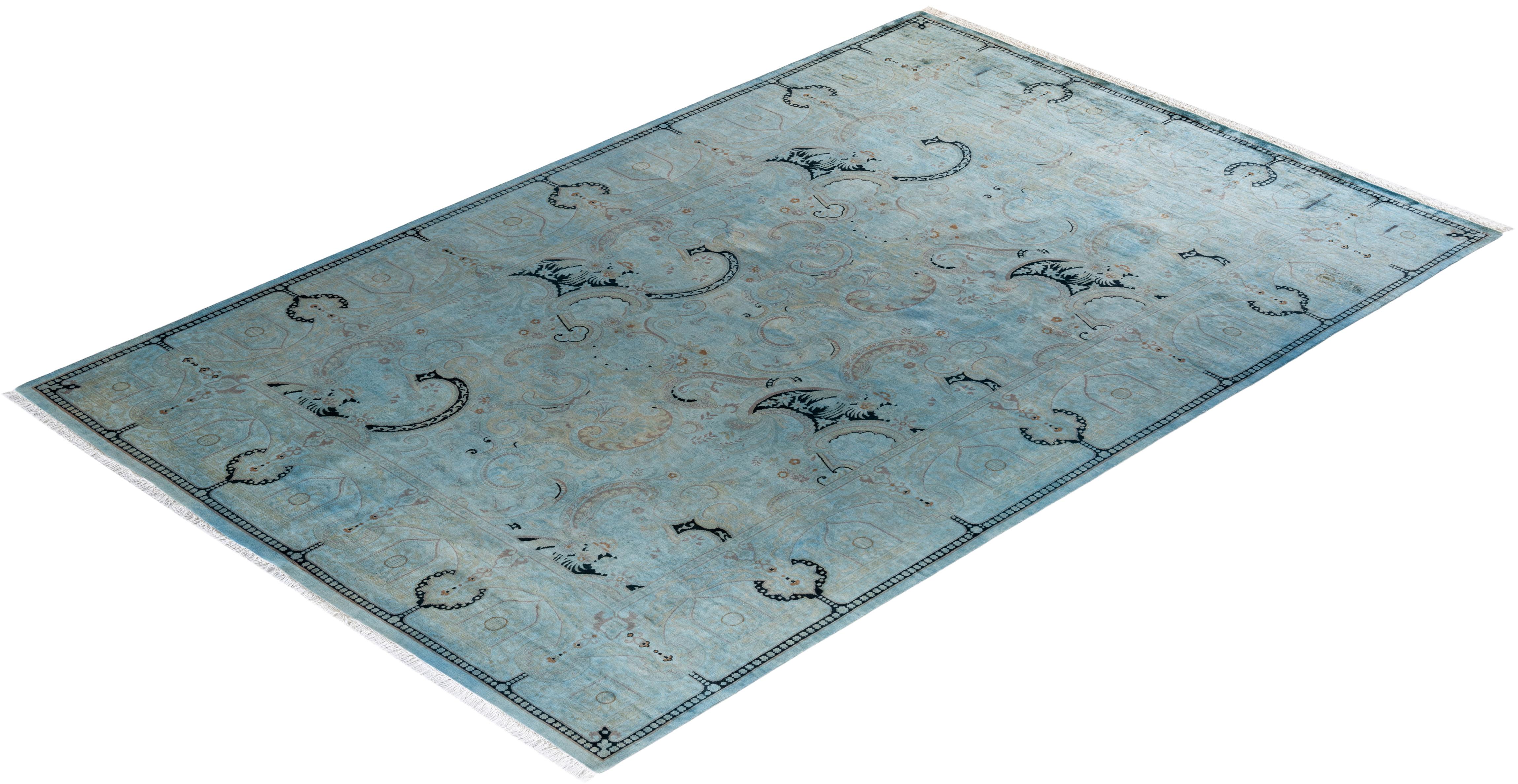Alfombra de lana teñida a mano contemporánea azul en venta 2