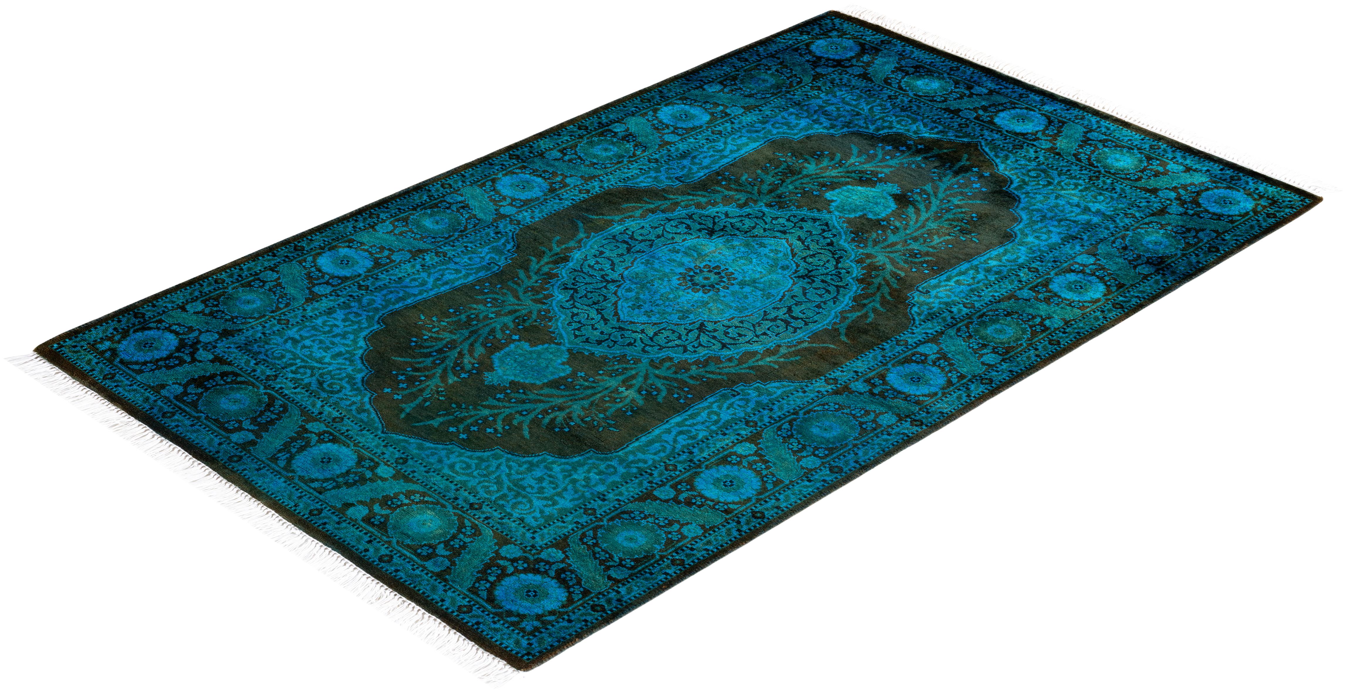 Tappeto contemporaneo in lana sovratinta annodata a mano di colore blu in vendita 2