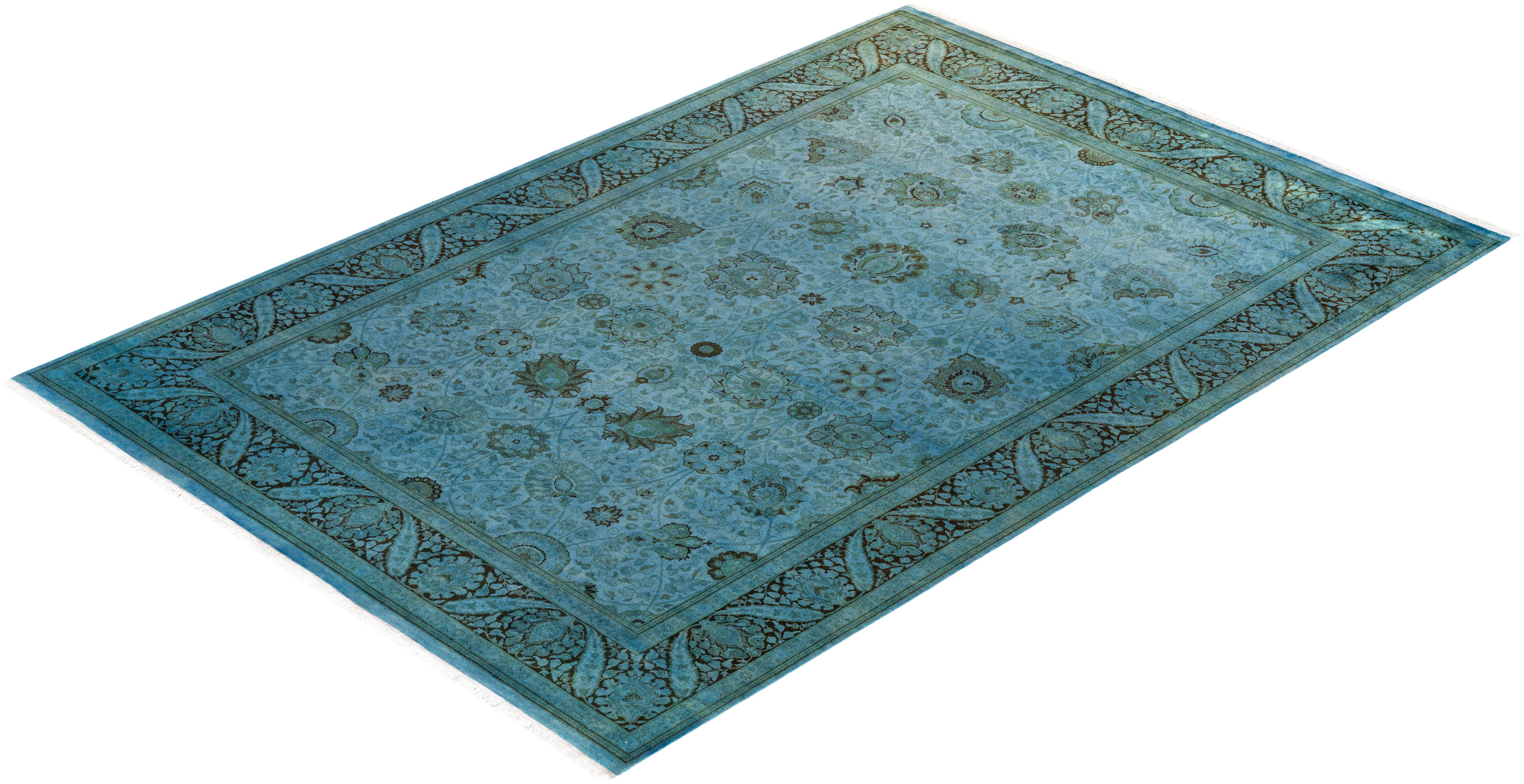 Tappeto contemporaneo in lana sovratinta annodata a mano di colore blu in vendita 2