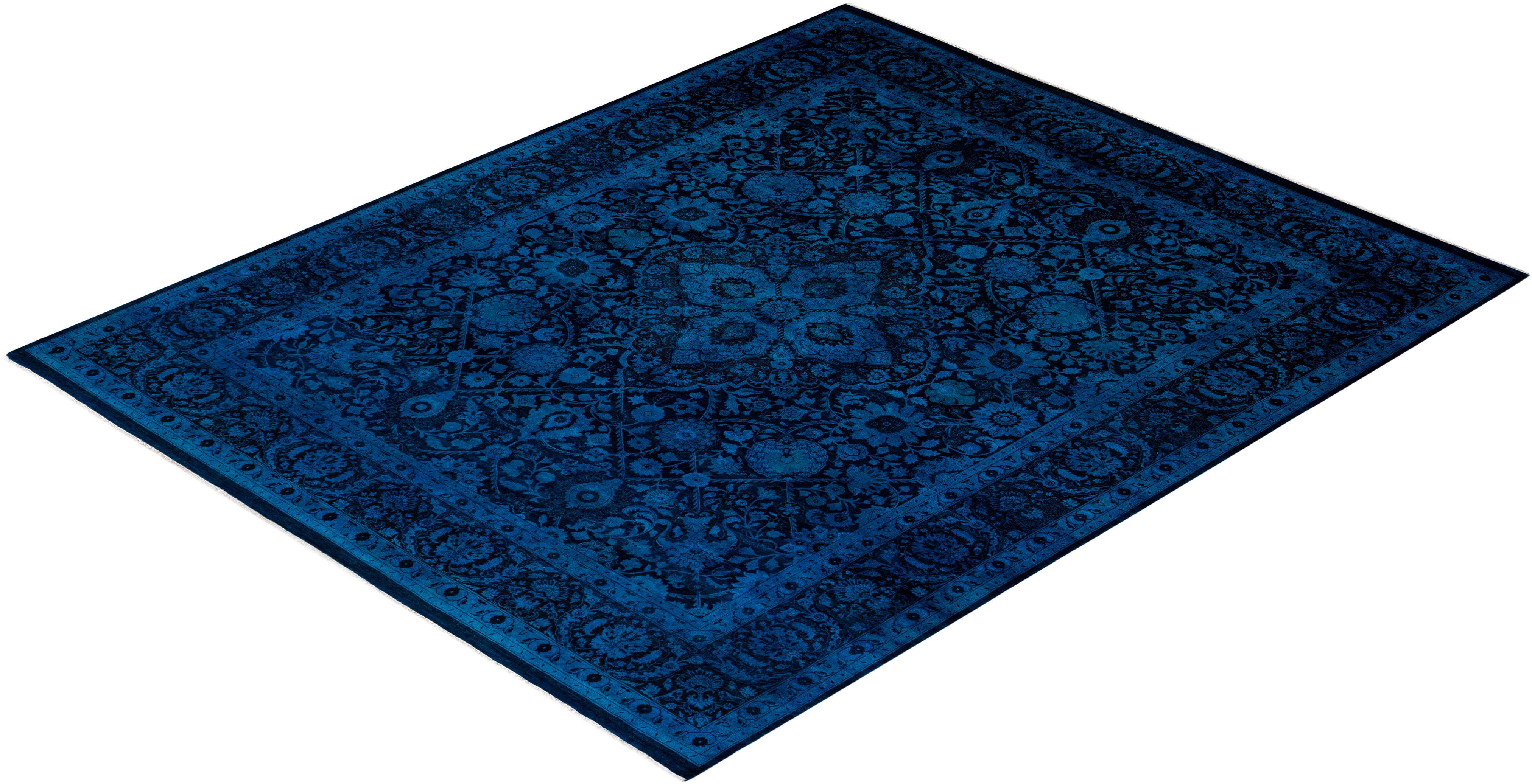 Tappeto contemporaneo in lana sovratinta annodata a mano di colore blu in vendita 2