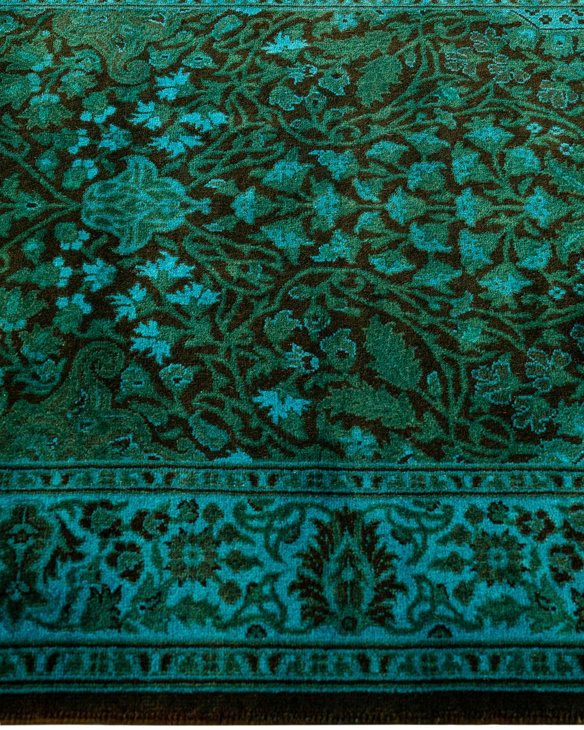Chemin de table contemporain en laine surteinte nouée à la main, bleu 2' 7