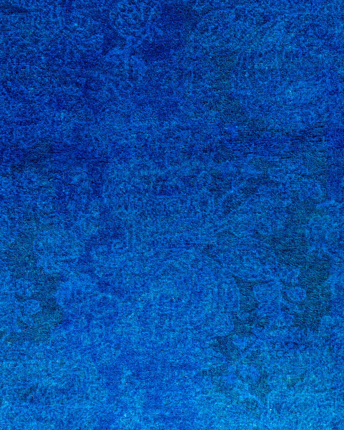 Pakistanais Tapis de course contemporain en laine surteinte nouée à la main, bleu 2' 9