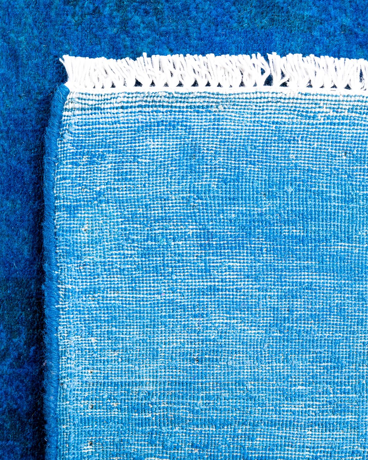 XXIe siècle et contemporain Tapis de course contemporain en laine surteinte nouée à la main, bleu 2' 9