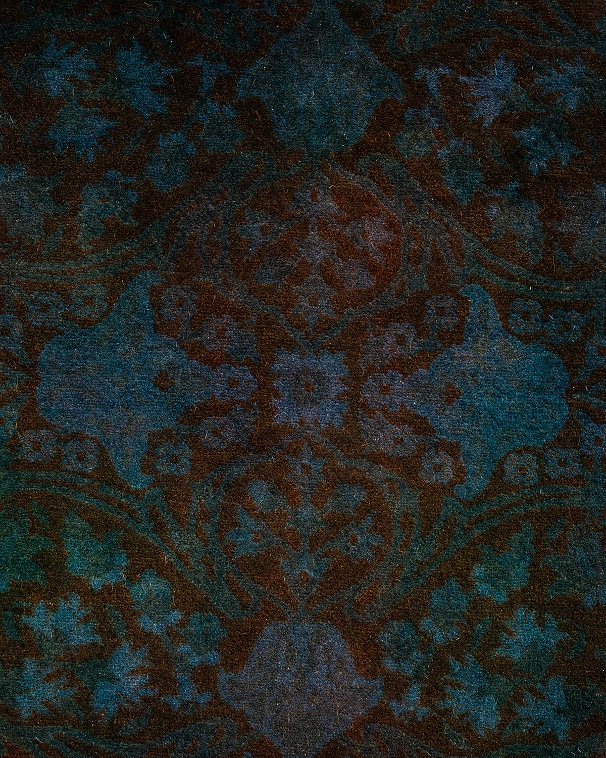 Pakistanais Chemin de table contemporain en laine surteinte nouée à la main, bleu en vente
