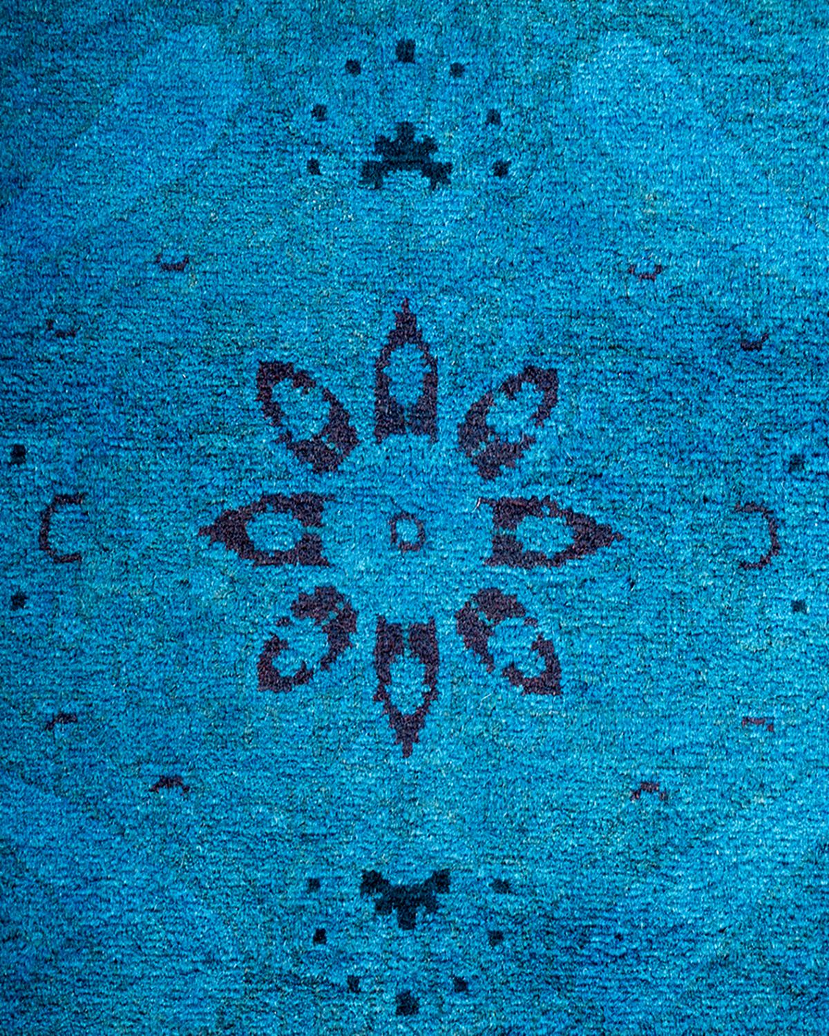 Traves de Mesa Contemporáneo Overdyed Hand Knotted Lana Azul Pakistaní en venta