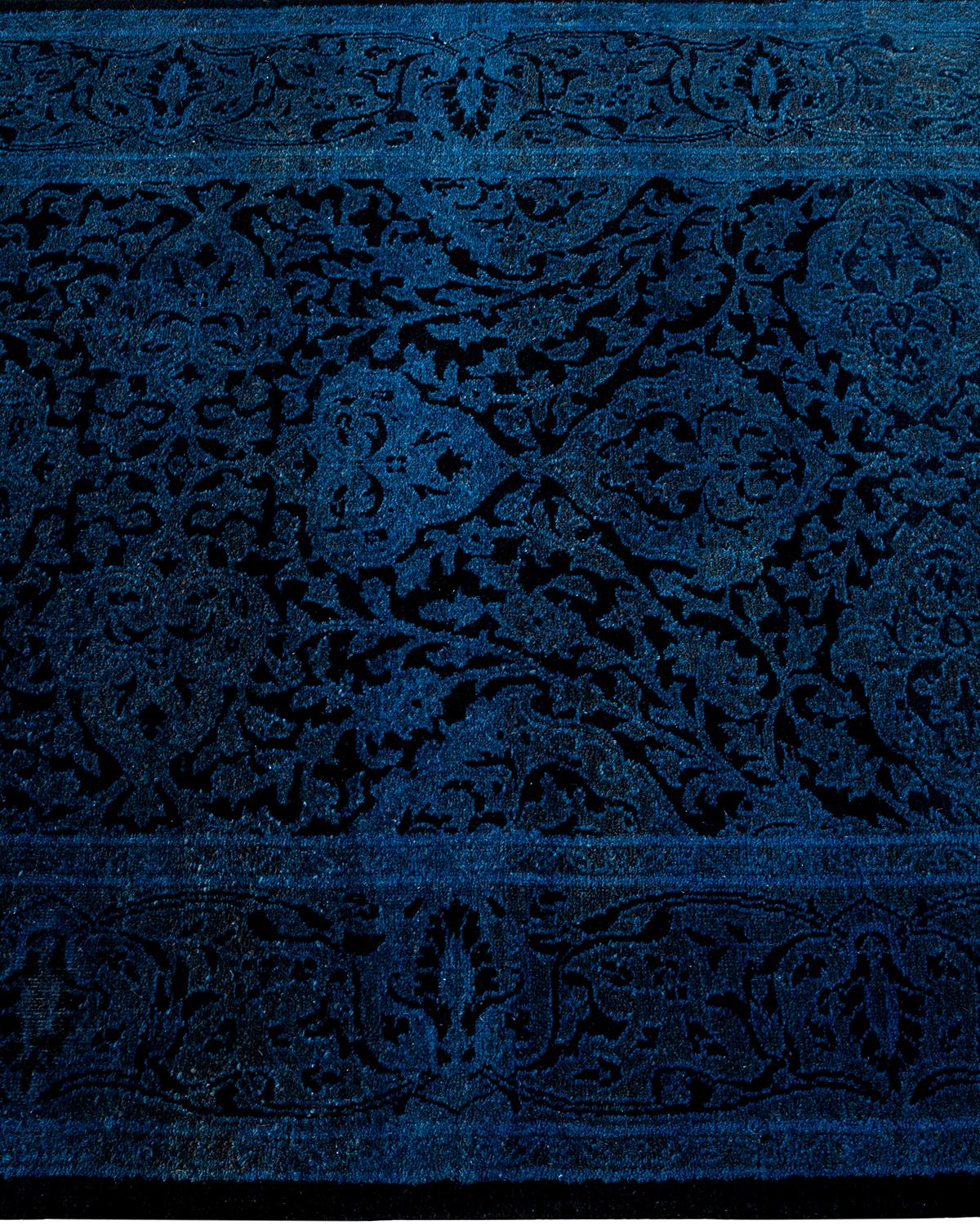 Chemin de table contemporain en laine surteinte nouée à la main, bleu Neuf - En vente à Norwalk, CT