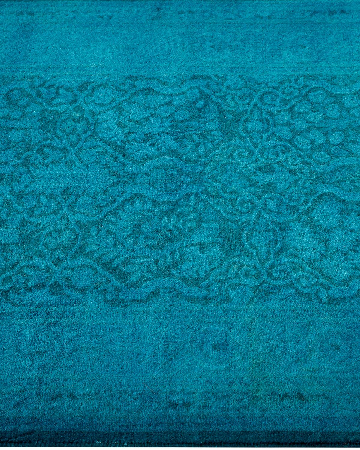 Runner contemporaneo in lana blu sovratinto e annodato a mano In condizioni Nuovo in vendita a Norwalk, CT