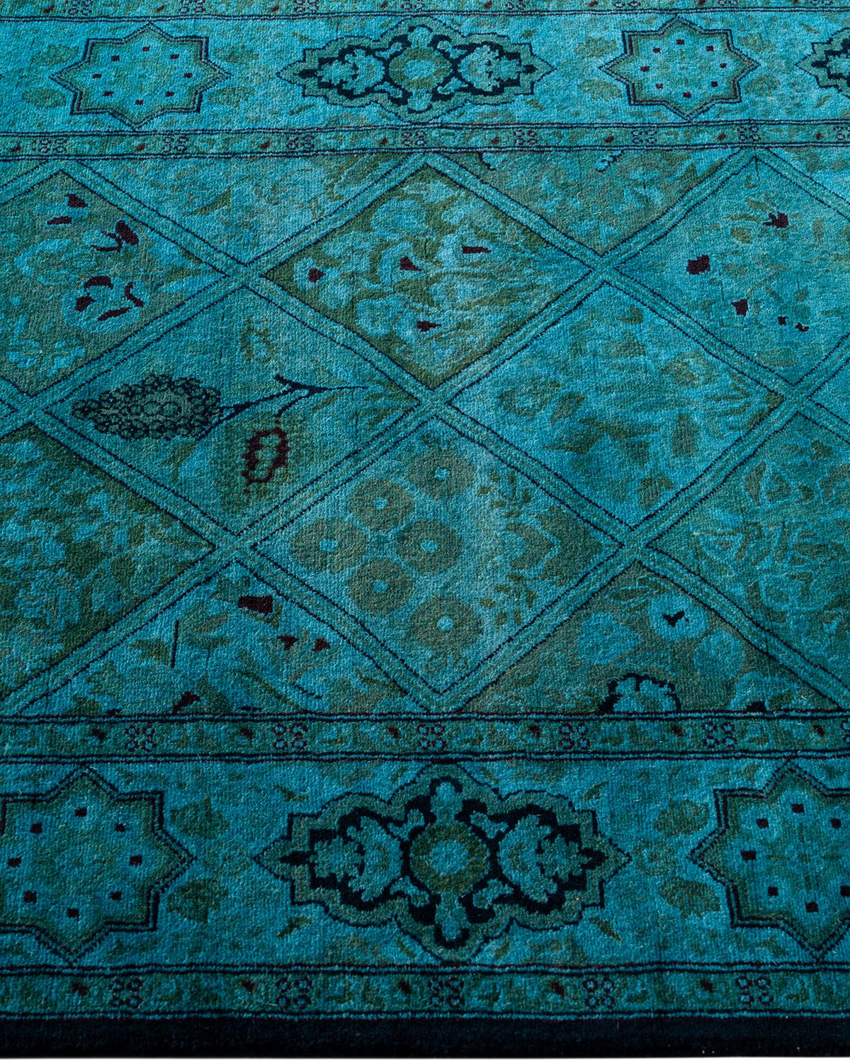 Chemin de table contemporain en laine surteinte nouée à la main, bleu Neuf - En vente à Norwalk, CT