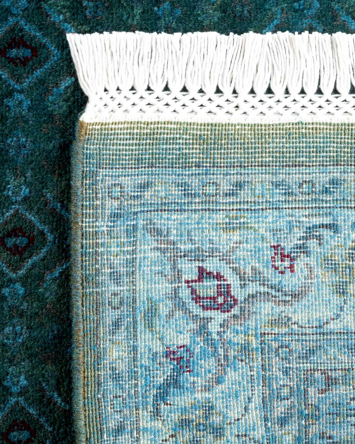 XXIe siècle et contemporain Chemin de table contemporain en laine surteinte nouée à la main, bleu en vente