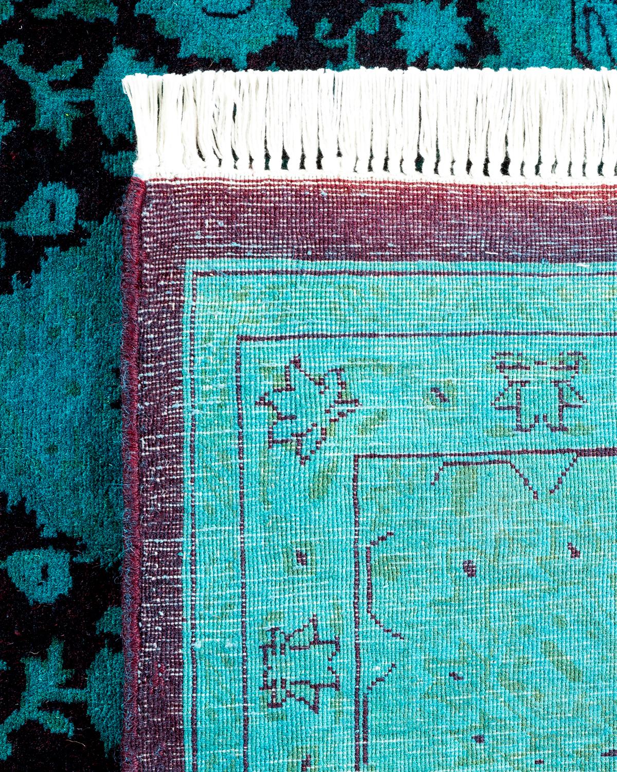 XXIe siècle et contemporain Chemin de table contemporain en laine surteinte nouée à la main, bleu en vente