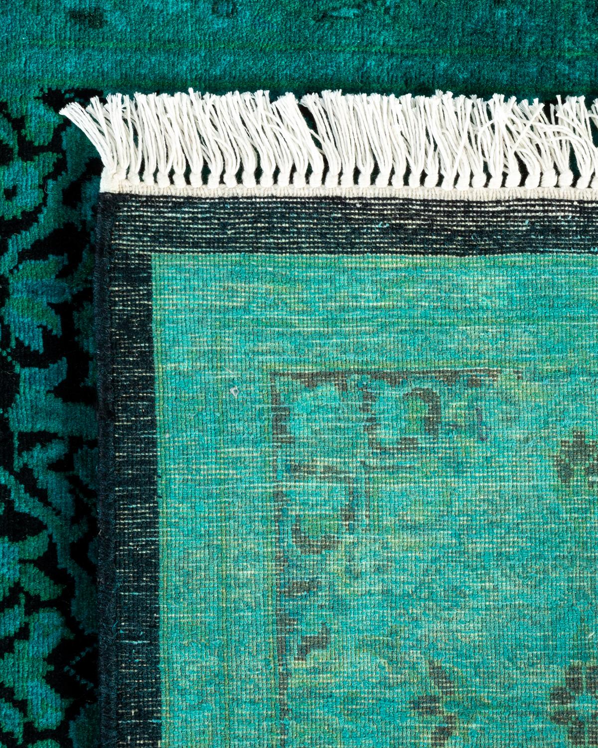 XXIe siècle et contemporain Chemin de table contemporain en laine surteinte nouée à la main, bleu en vente