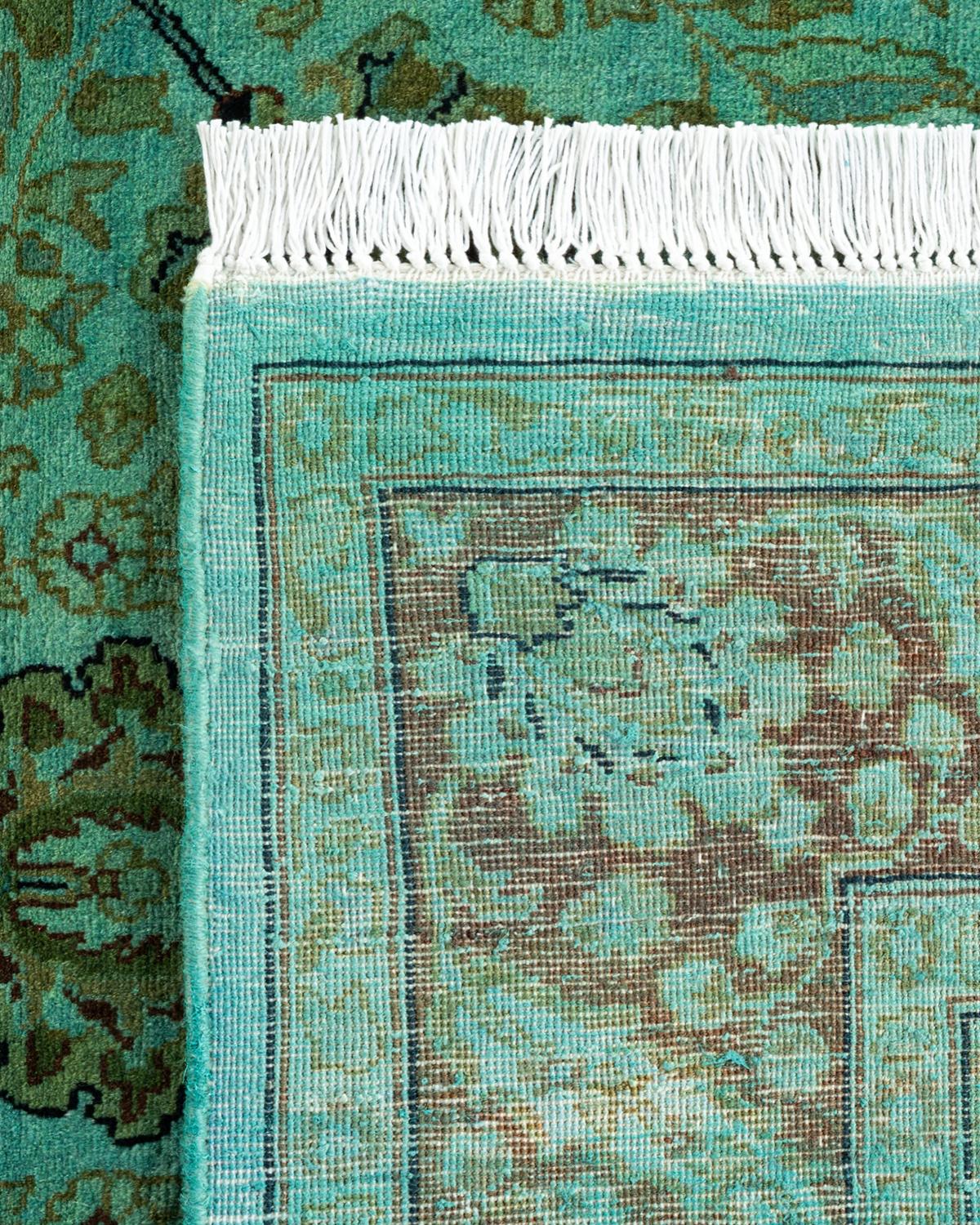 XXIe siècle et contemporain Chemin de table contemporain en laine surteinte nouée à la main, bleu en vente