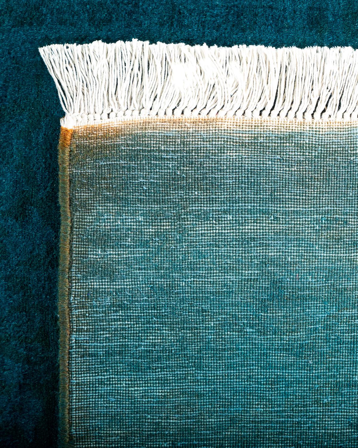 XXI secolo e contemporaneo Runner contemporaneo in lana blu sovratinto e annodato a mano in vendita