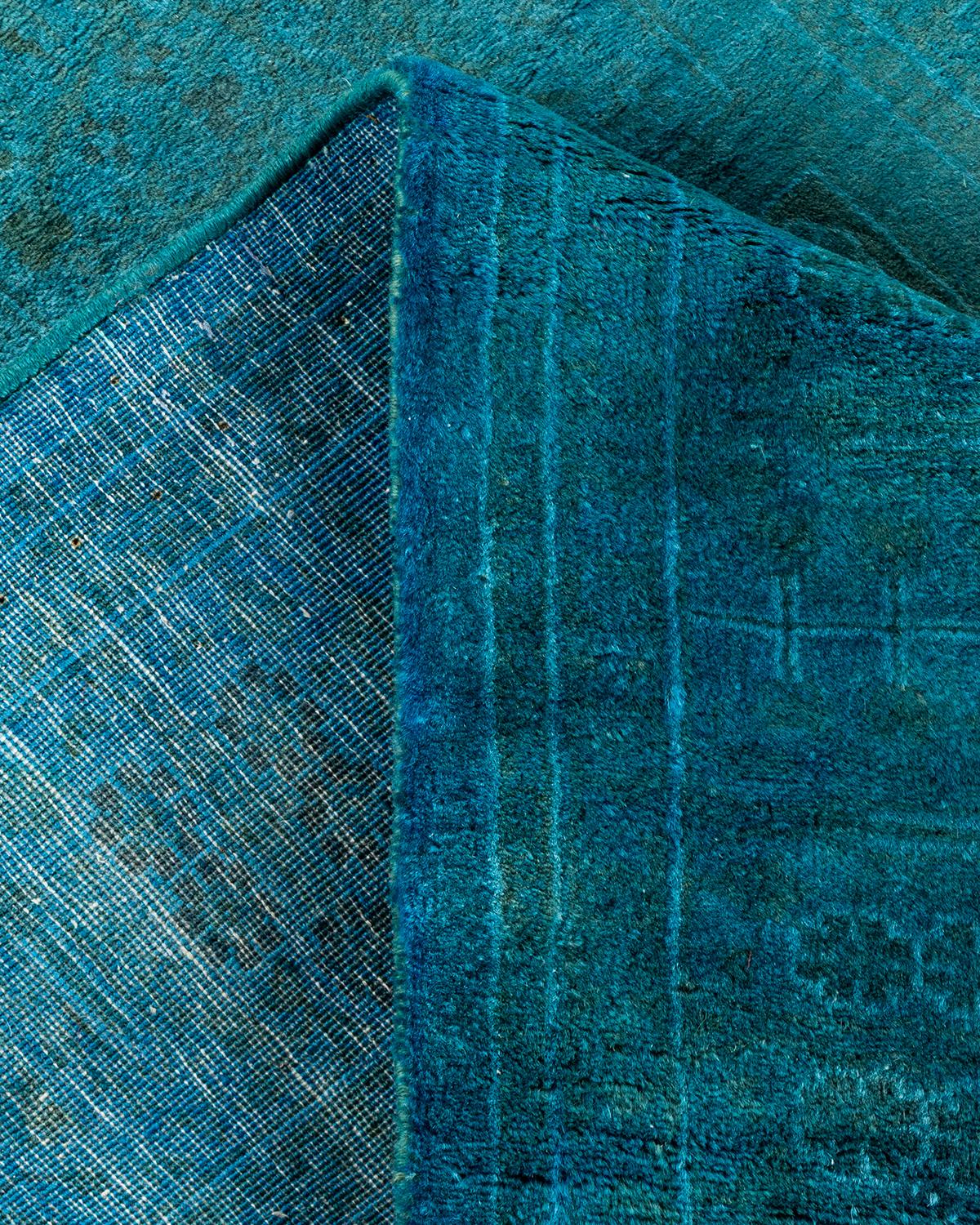 Lana Runner contemporaneo in lana blu sovratinto e annodato a mano in vendita