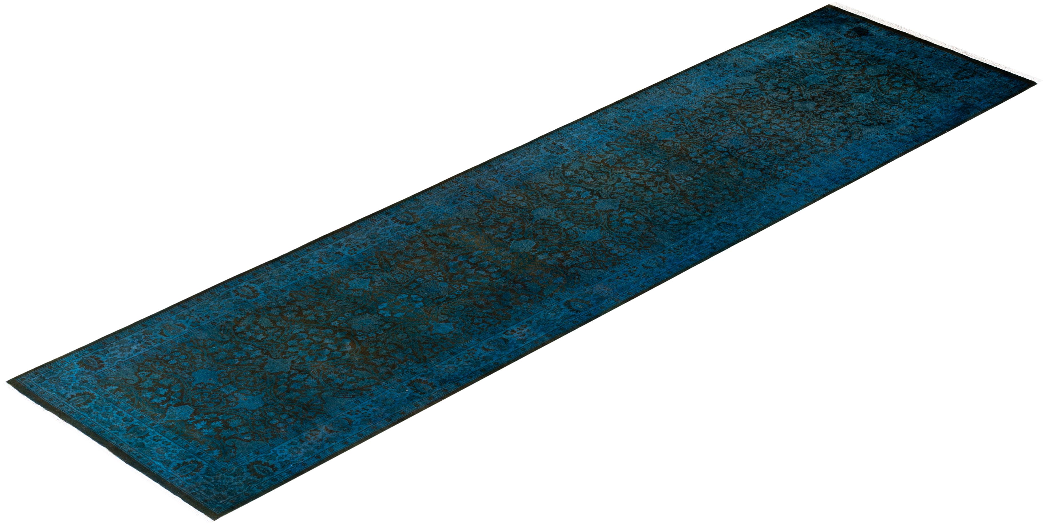 Chemin de table contemporain en laine surteinte nouée à la main, bleu en vente 2