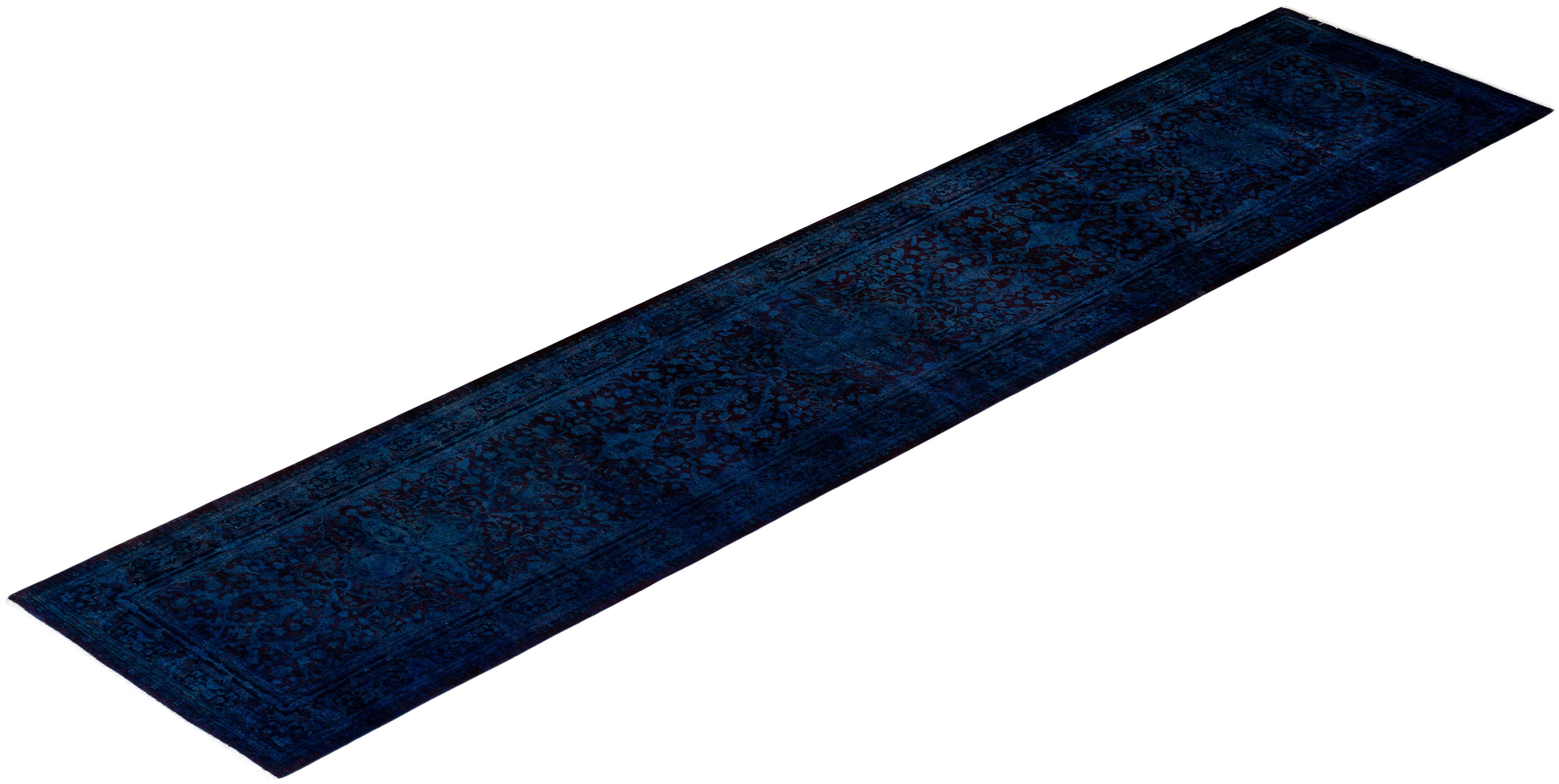 Chemin de table contemporain en laine surteinte nouée à la main, bleu en vente 2
