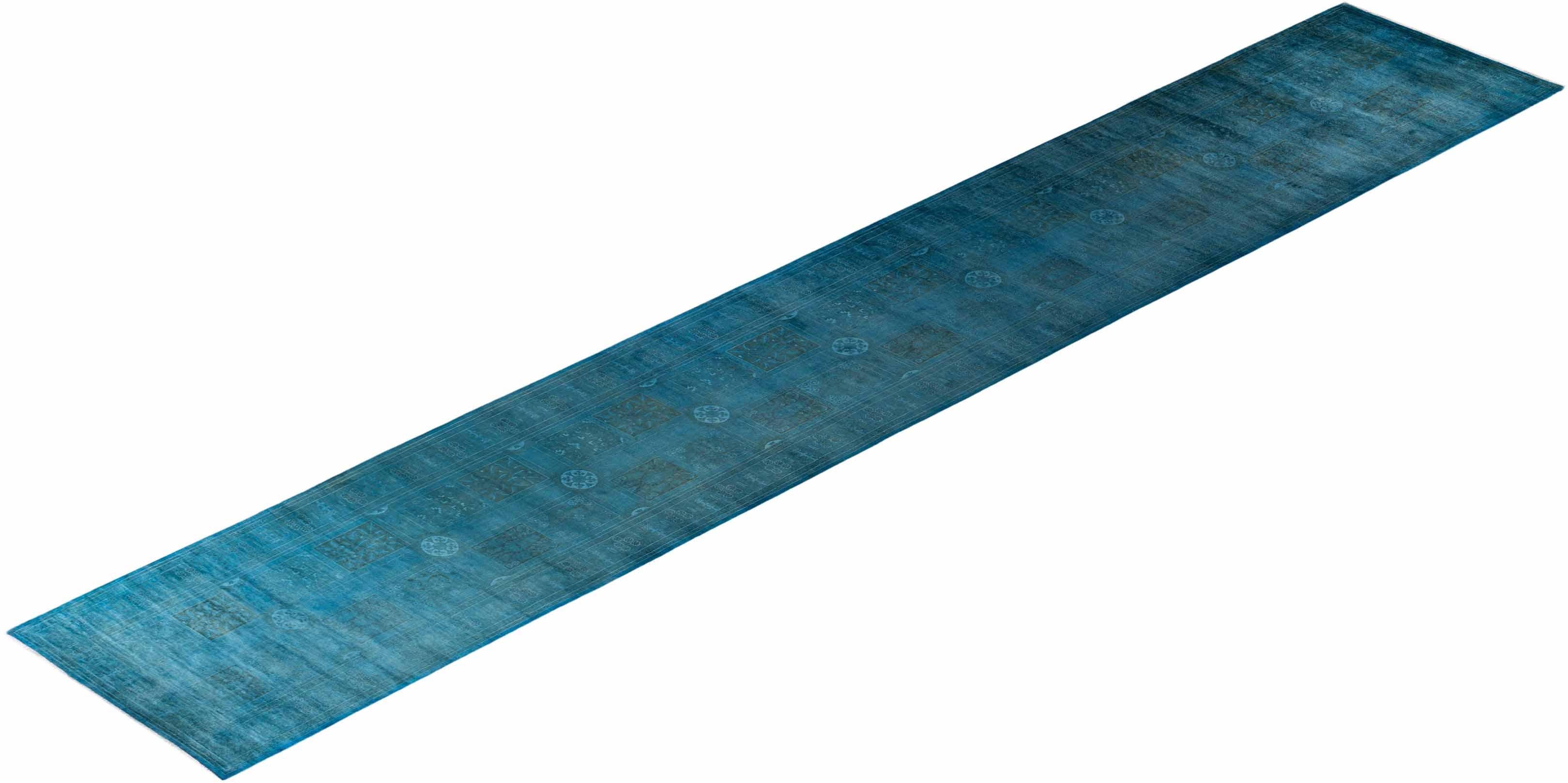 Runner contemporaneo in lana blu sovratinto e annodato a mano in vendita 2