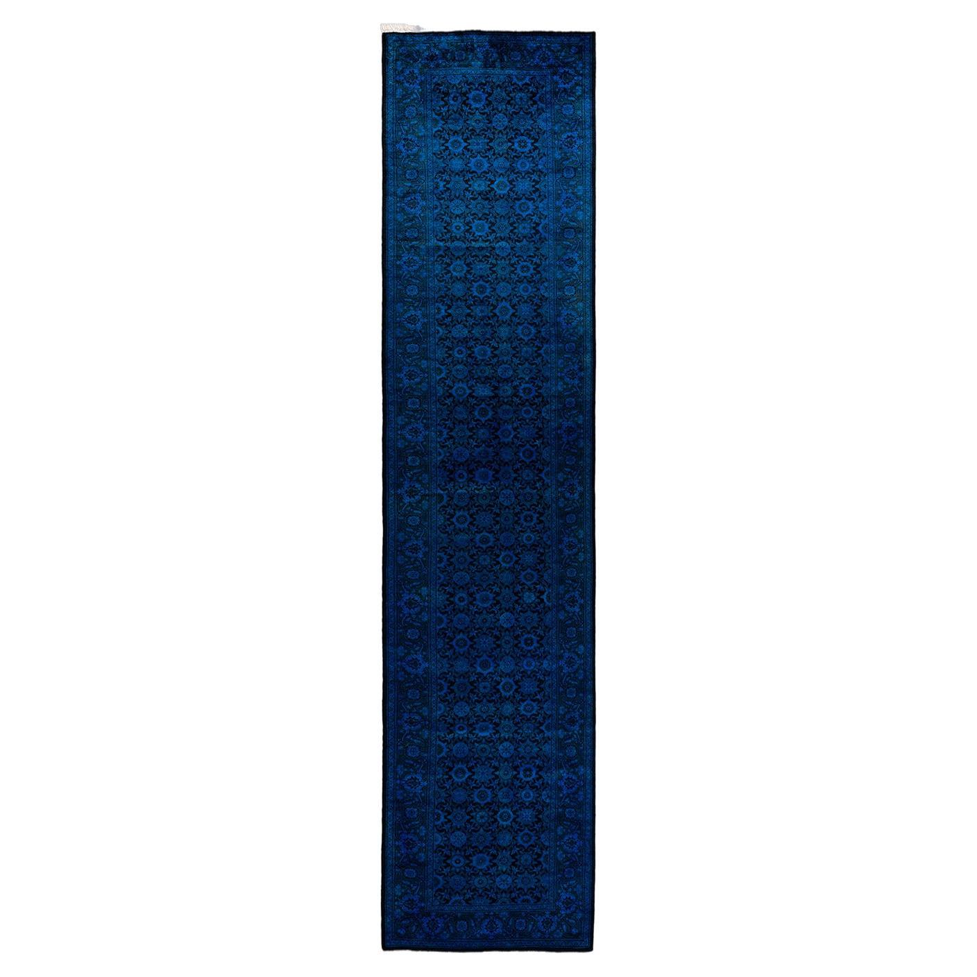 Chemin de table contemporain en laine surteinte nouée à la main, bleu