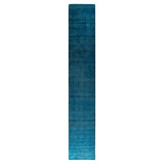 Runner contemporaneo in lana blu sovratinto e annodato a mano