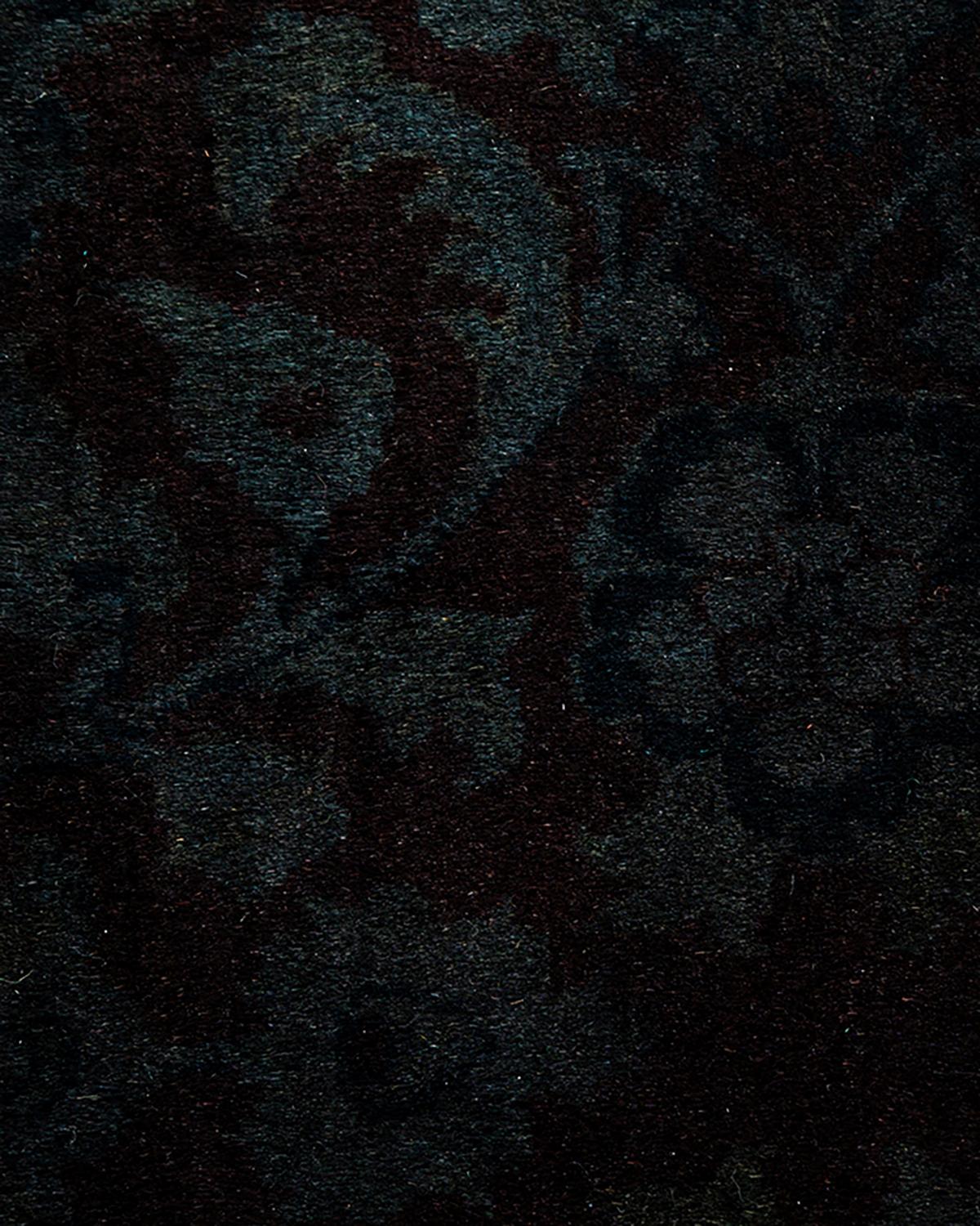 Pakistano Contemporary Overdyed Hand Knotted Wool Brown Area Rugs (Tappeto di lana marrone) in vendita