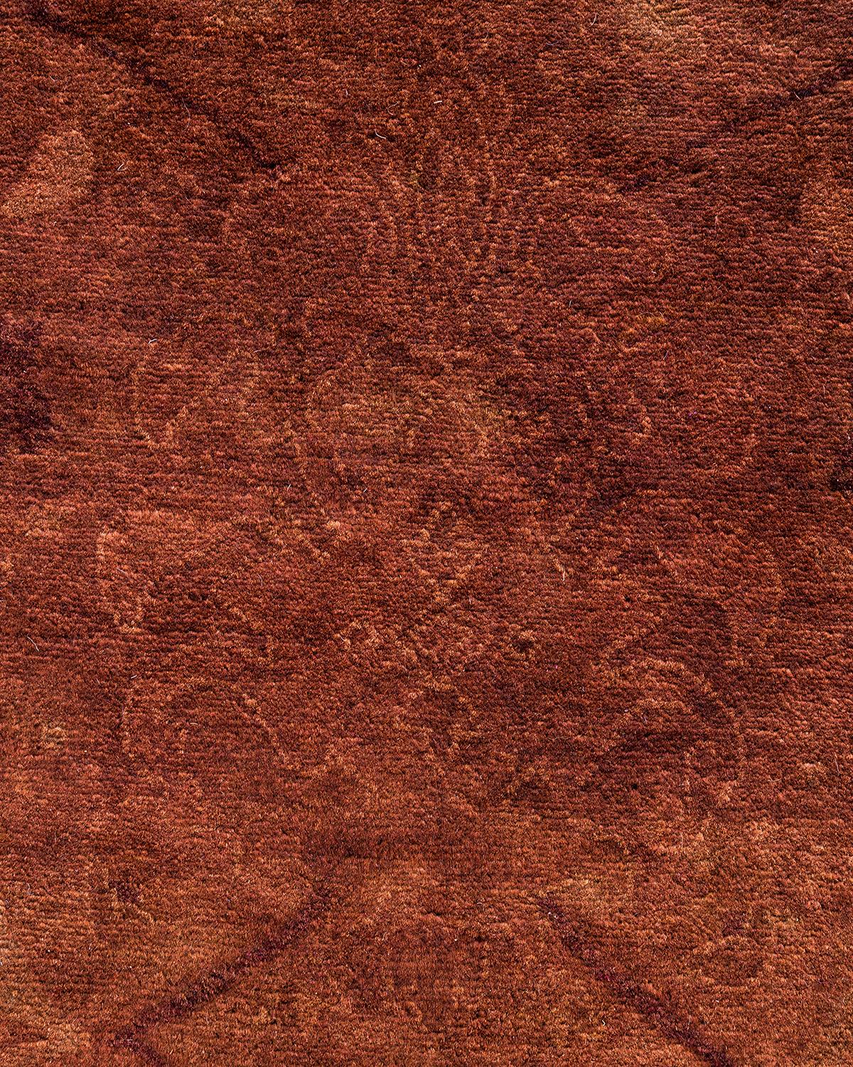 Pakistanais Tapis de sol contemporain en laine surteinte nouée à la main Brown en vente