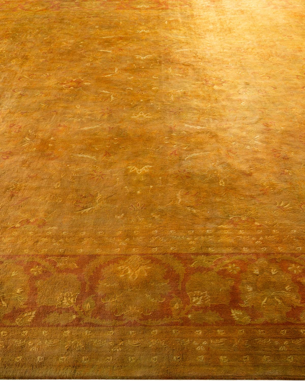 Tapis de sol contemporain en laine surteinte nouée à la main Brown Neuf - En vente à Norwalk, CT